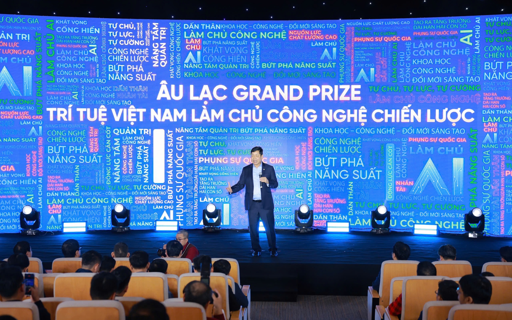 Khơi thông nguồn lực AI Việt