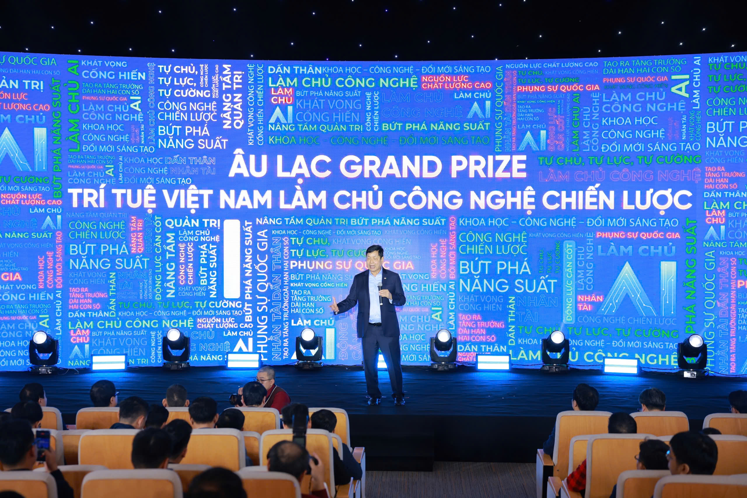 Khơi thông nguồn lực đào tạo AI Việt Nam với chương trình của Vingroup năm 2026 - Ảnh 1.