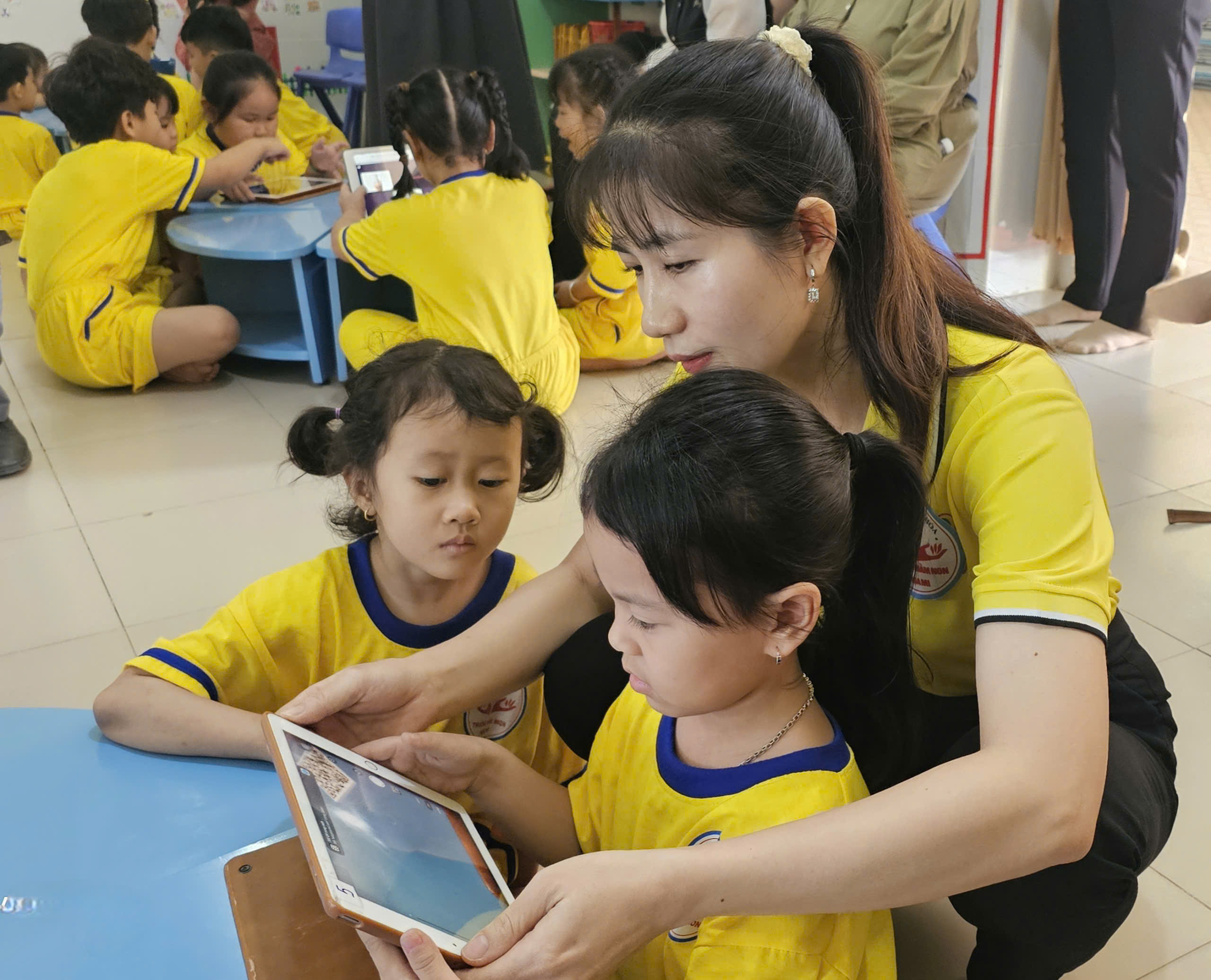 Giáo dục giới tính cho trẻ mầm non, cần sự vào cuộc của phụ huynh và nhà trường - Ảnh 4.