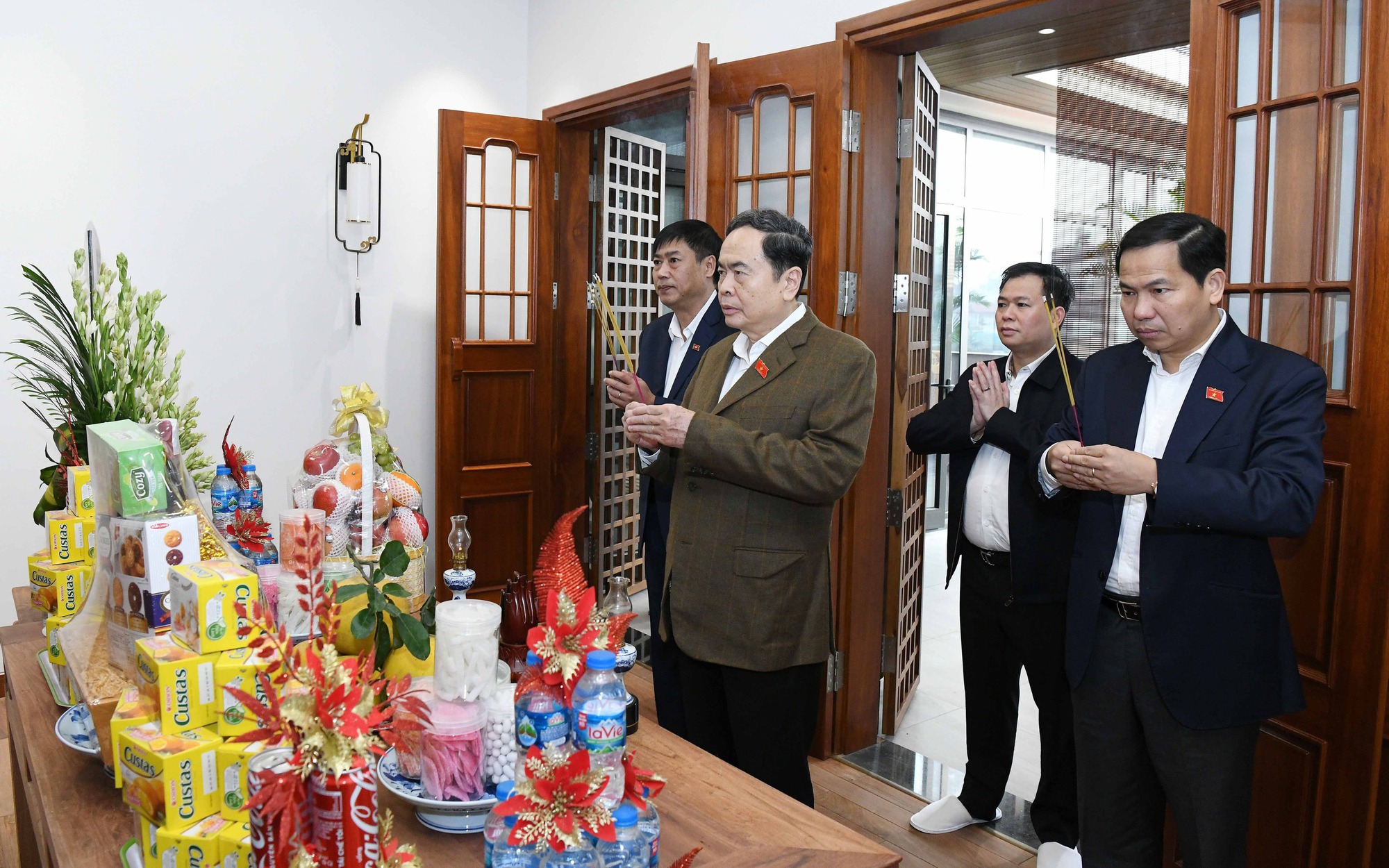 Chủ tịch Quốc hội Trần Thanh Mẫn l&agrave;m việc tại Đồng Th&aacute;p , th&uacute;c đẩy ph&aacute;t triển bầu cử 2026 - Ảnh 2.