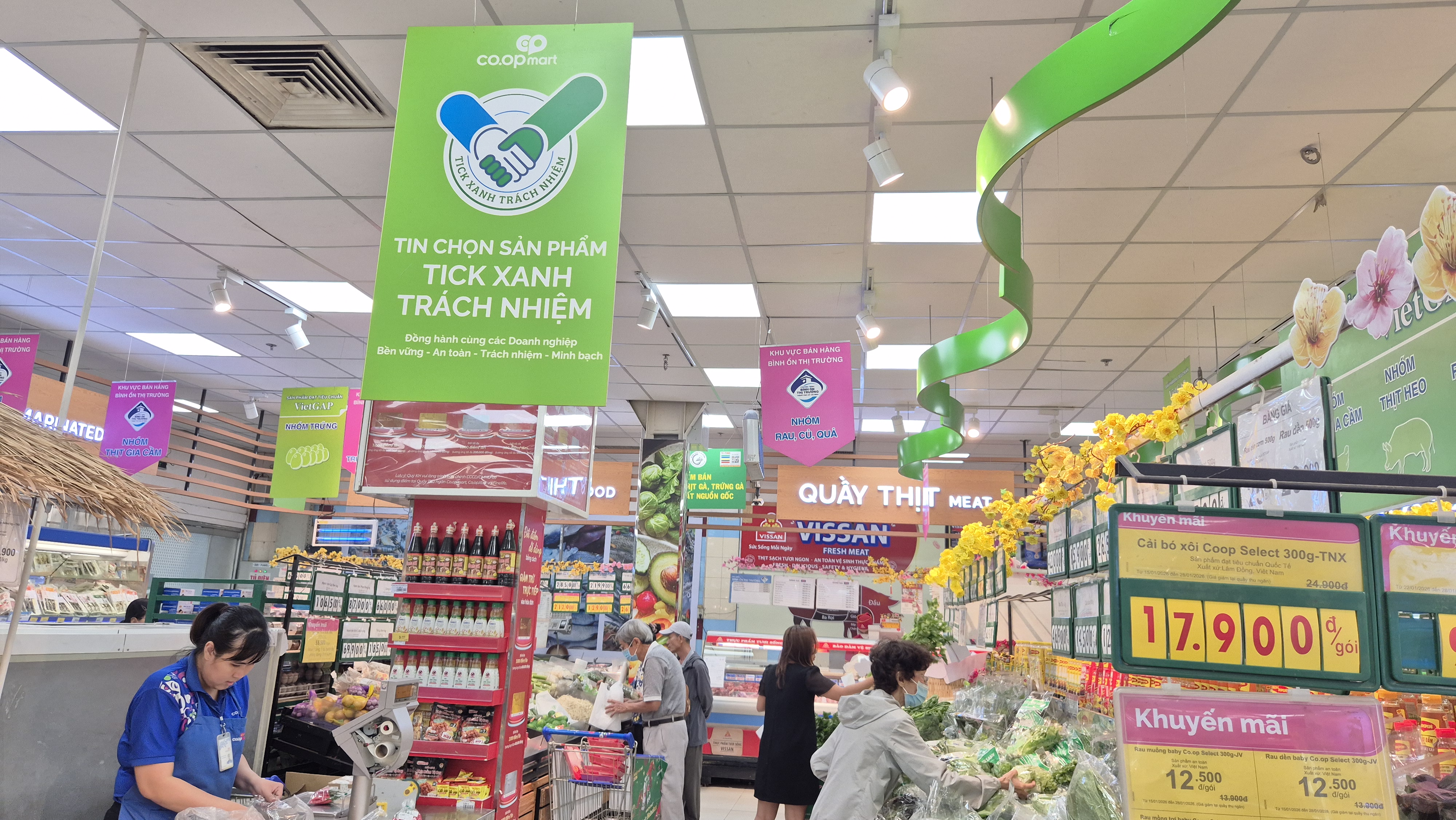 Sản phẩm Tick xanh tr&aacute;ch nhiệm nổi bật trong ti&ecirc;u d&ugrave;ng 2026 - Ảnh 1.