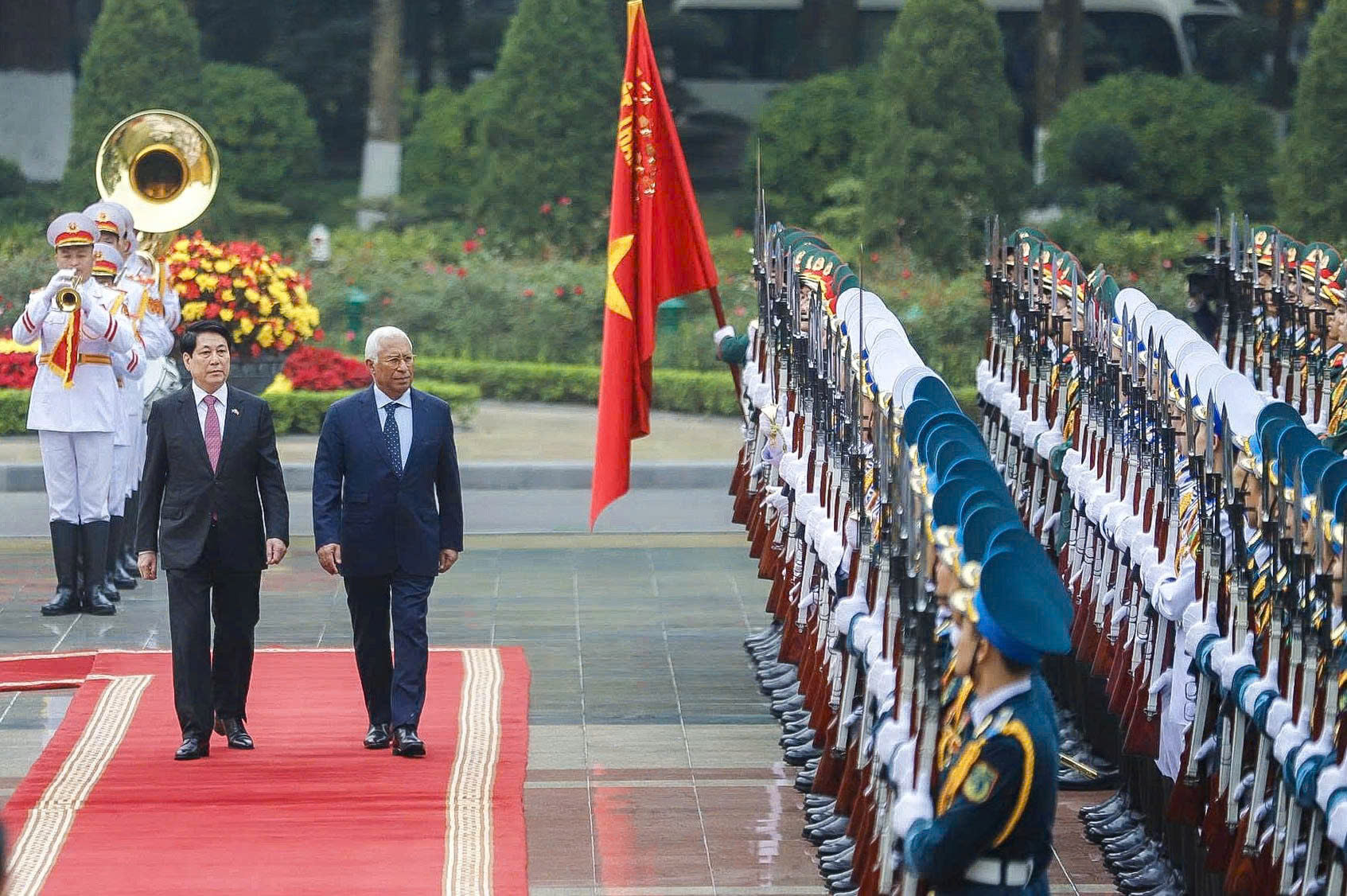 Chủ tịch nước Lương Cường chủ trì lễ đón chính thức Chủ tịch Hội đồng châu Âu - Ảnh 1.