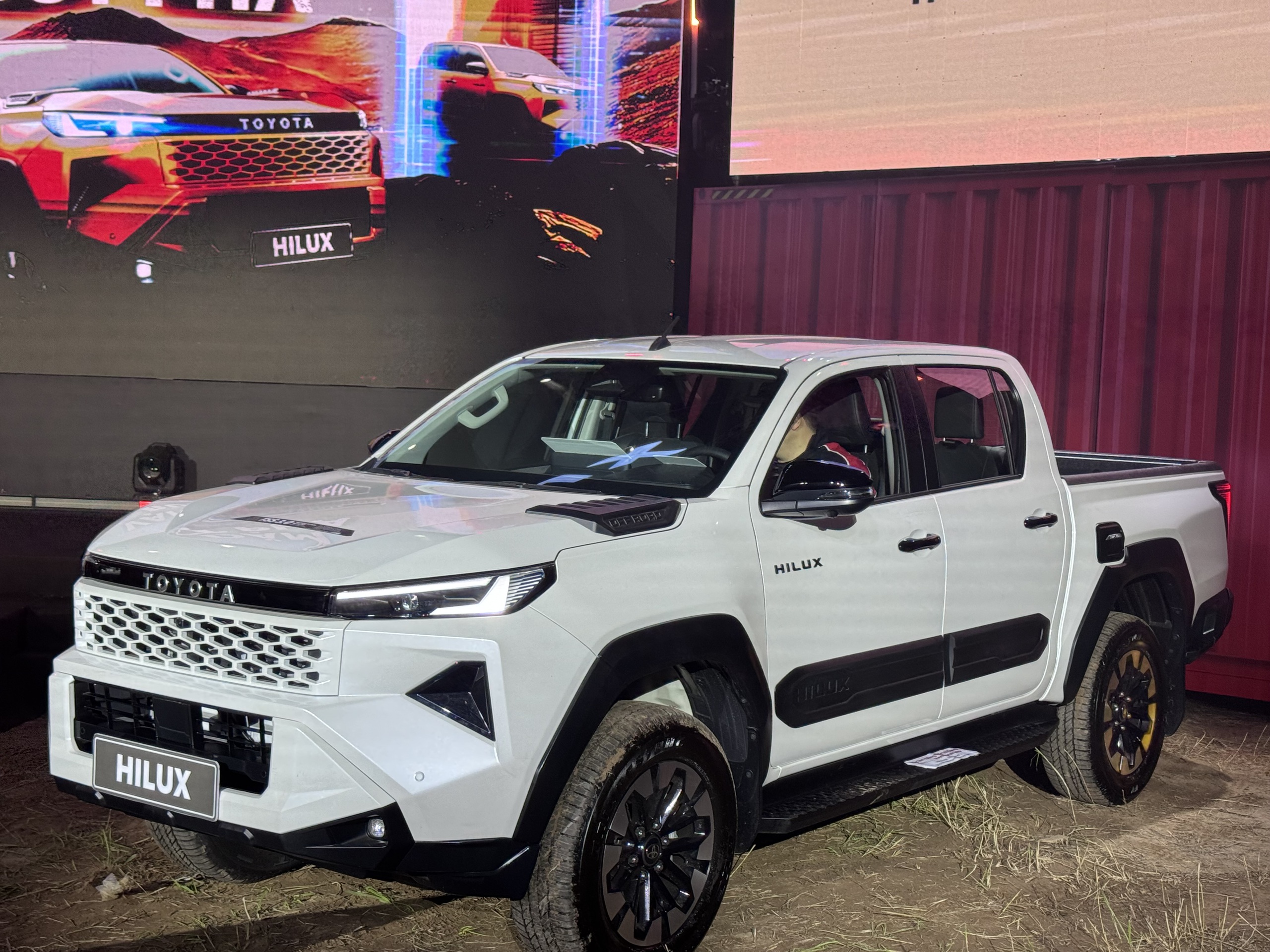 Thị trường xe bán tải 2026: Hilux mới liệu có làm thay đổi cuộc chơi? - Ảnh 1.