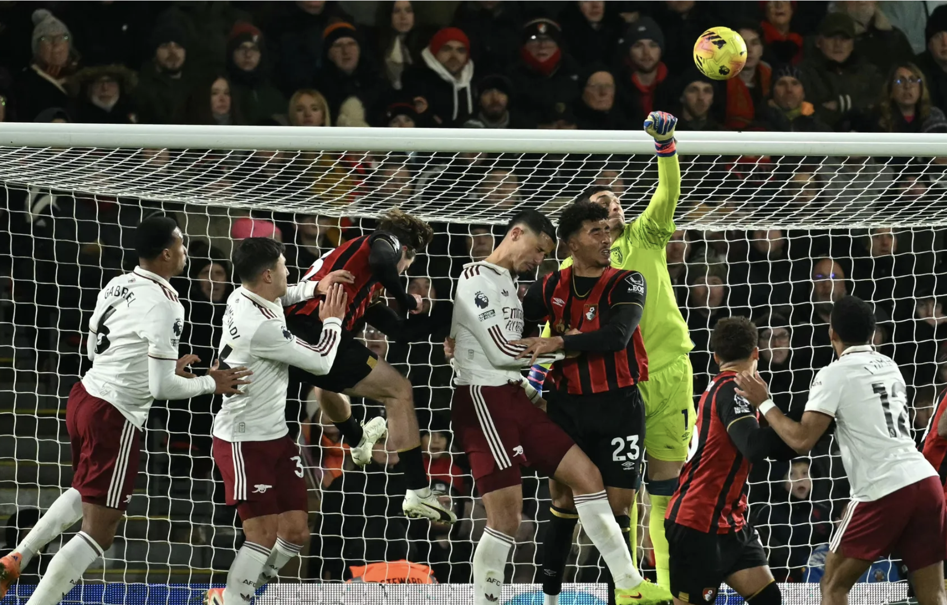 Declan Rice b&ugrave;ng nổ tại Vitality Stadium, Arsenal vững ng&ocirc;i đầu Ngoại hạng - Ảnh 3.
