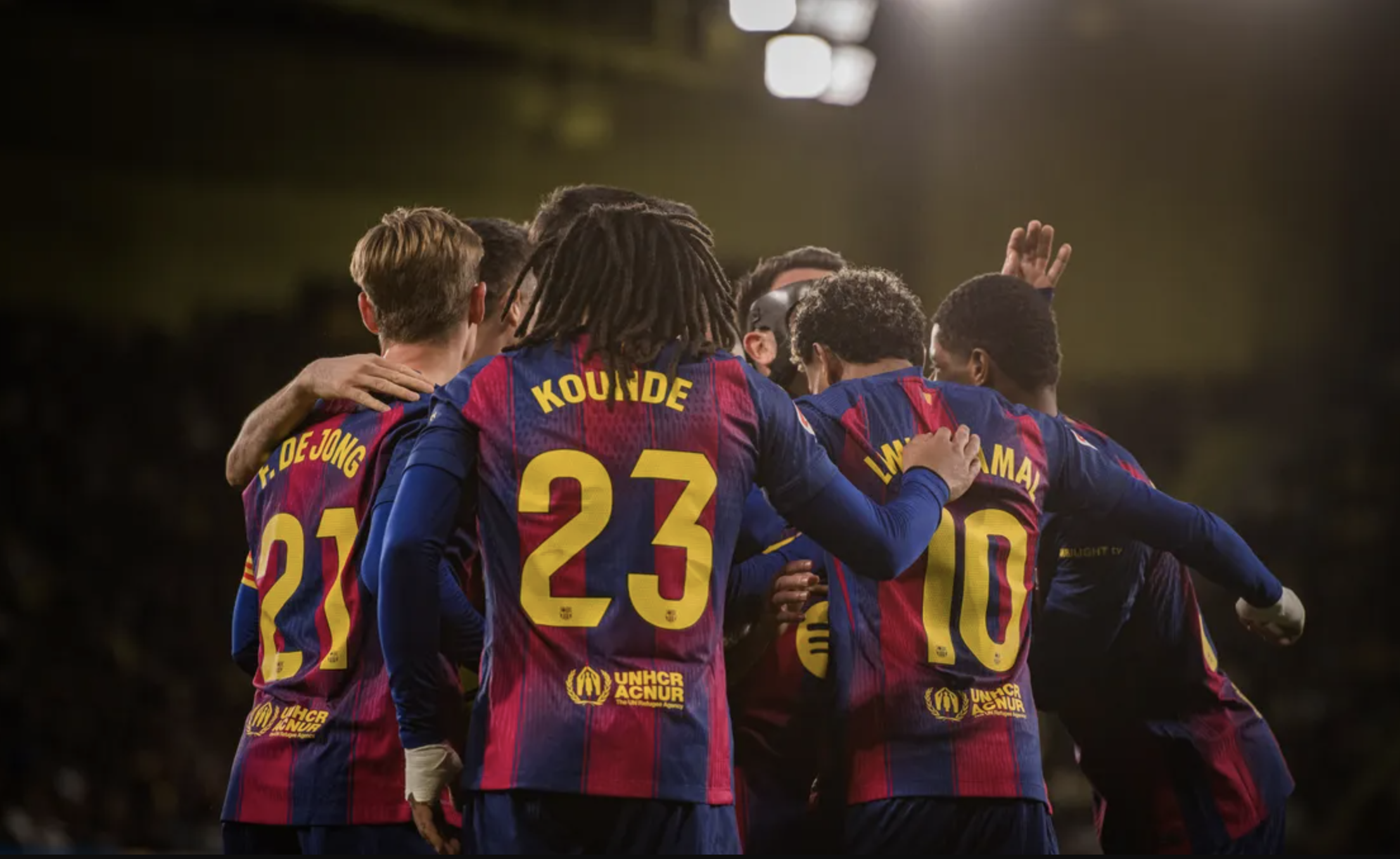 Siêu dự bị lập công, Barcelona thắng tưng bừng trận derby Catalunya - Ảnh 6.
