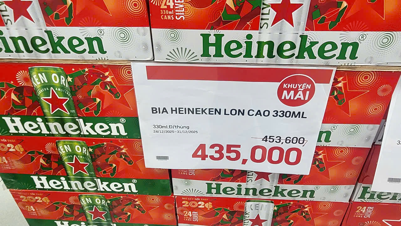 Bia Tết 2026 khuyến m&atilde;i hấp dẫn nhưng vẫn ế kh&aacute;ch trong m&ugrave;a lễ hội - Ảnh 4.