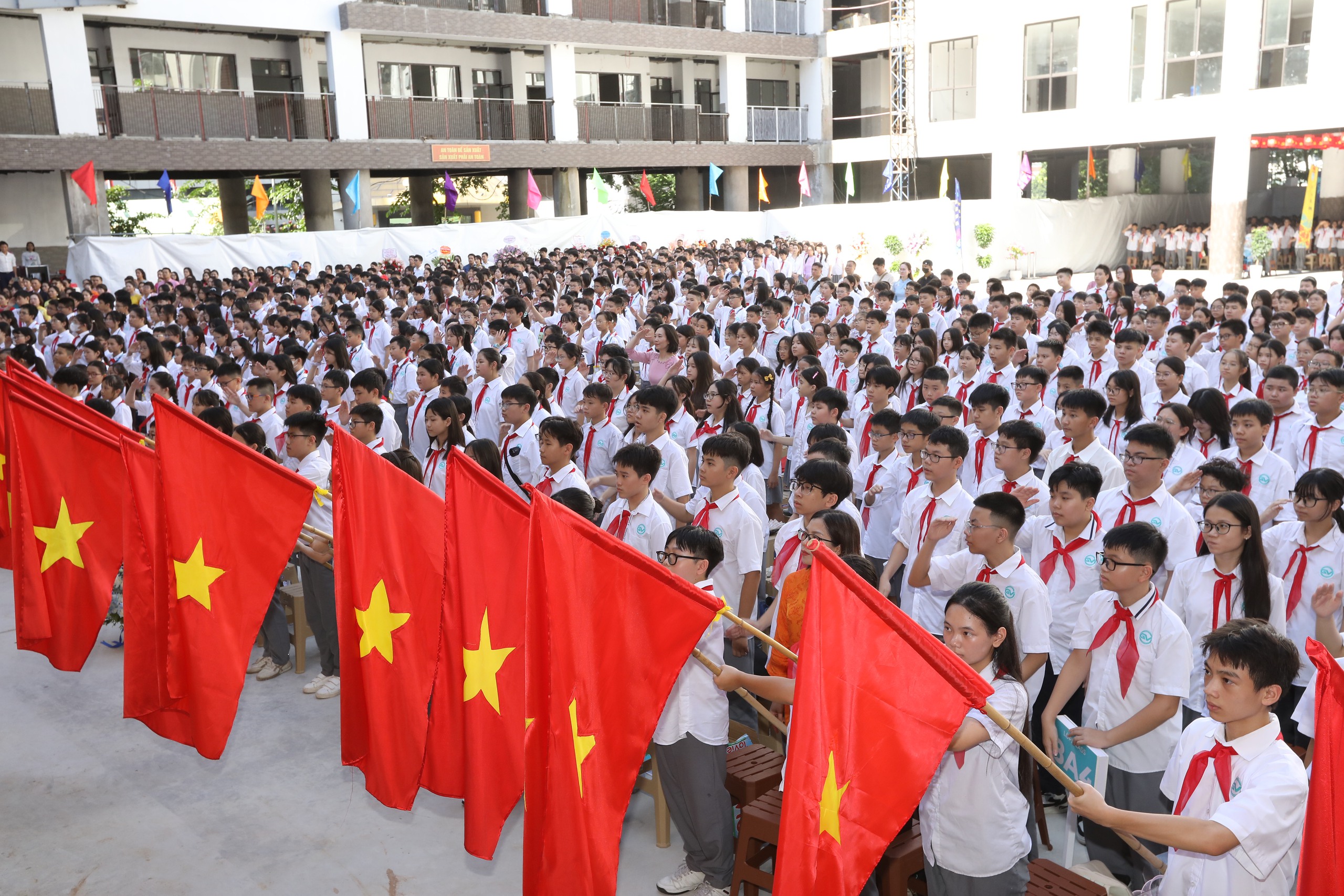 Trung học nghề: Lựa chọn mới cho học sinh sau THCS Từ 2026 - Ảnh 1.