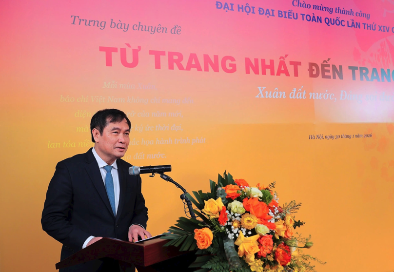 Trưng b&agrave;y chuy&ecirc;n đề "Từ trang nhất đến trang sử - Xu&acirc;n đất nước, Đảng soi đường" - Ảnh 3.
