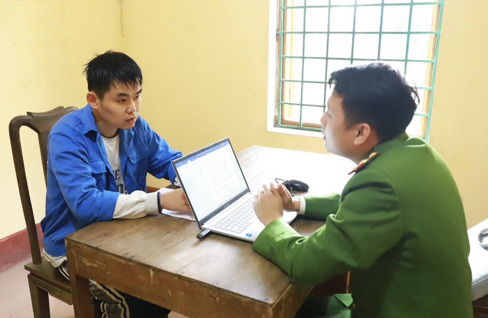 Bắt giữ giám đốc của 2 công ty - Ảnh 1.