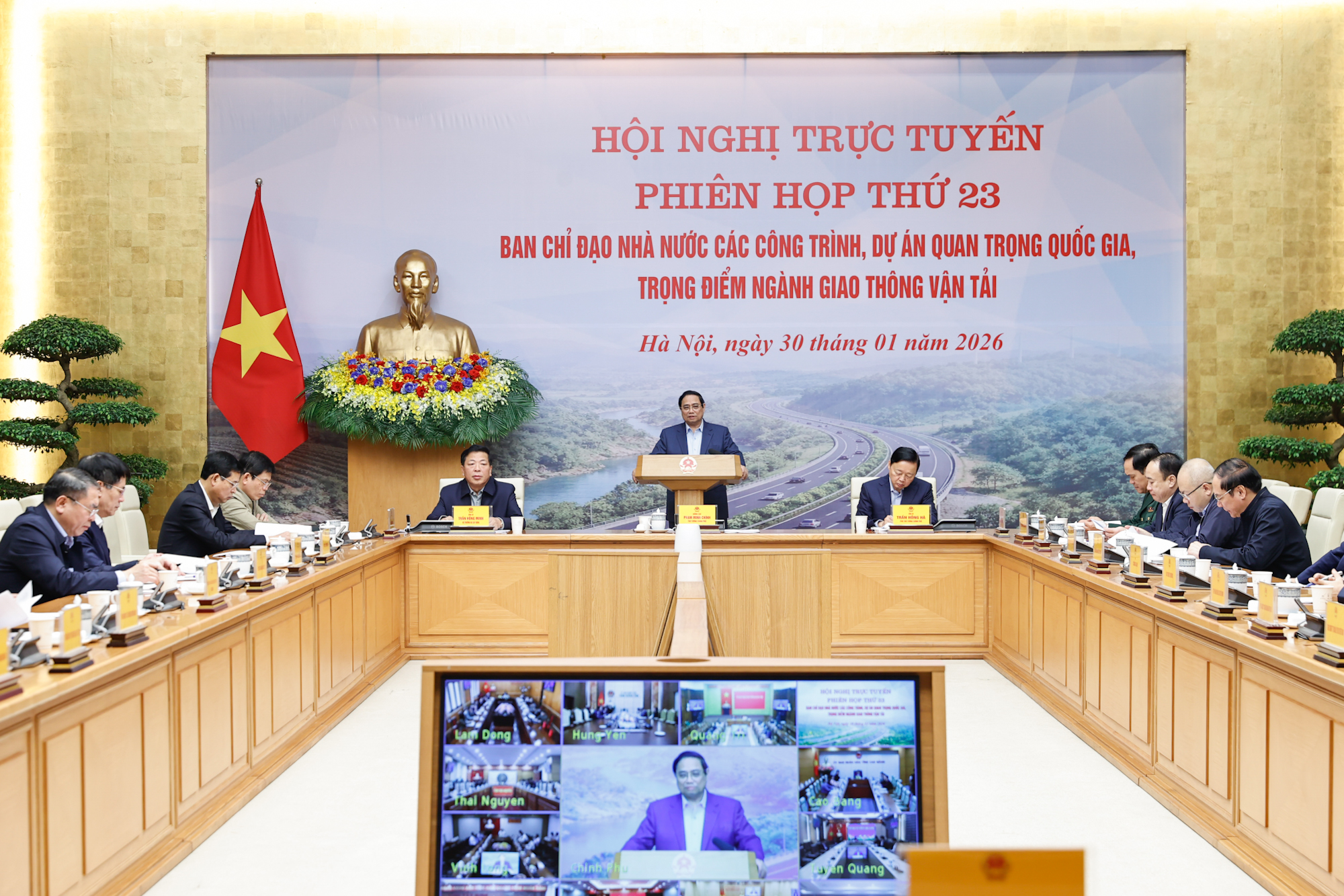 Thủ tướng: Phải triển khai ngay c&aacute;c c&ocirc;ng việc sau Đại hội lần thứ XIV của Đảng - Ảnh 1.
