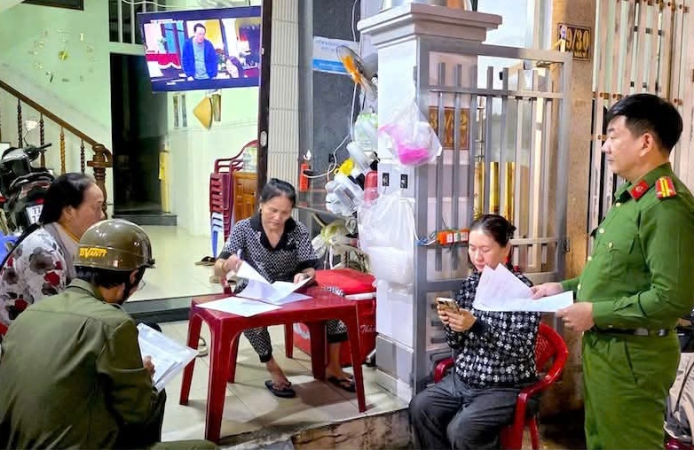 C&ocirc;ng an Gia Lai t&igrave;m manh mối vụ cướp ng&acirc;n h&agrave;ng Vietcombank - Ảnh 2.