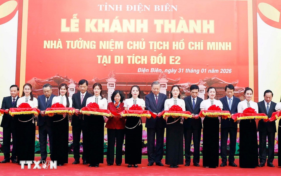Tổng B&iacute; thư T&ocirc; L&acirc;m dự lễ kh&aacute;nh th&agrave;nh Trường Phổ th&ocirc;ng nội tr&uacute; li&ecirc;n cấp TH v&agrave; THCS Si Pa Ph&igrave;n - Ảnh 2.