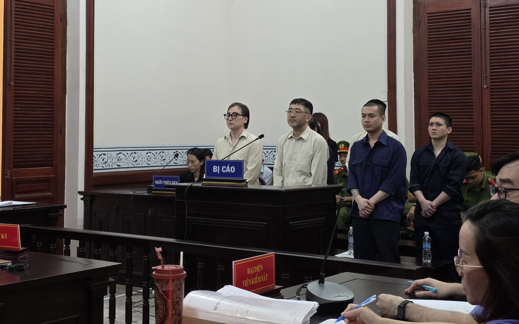 Nỗi đau người mẹ