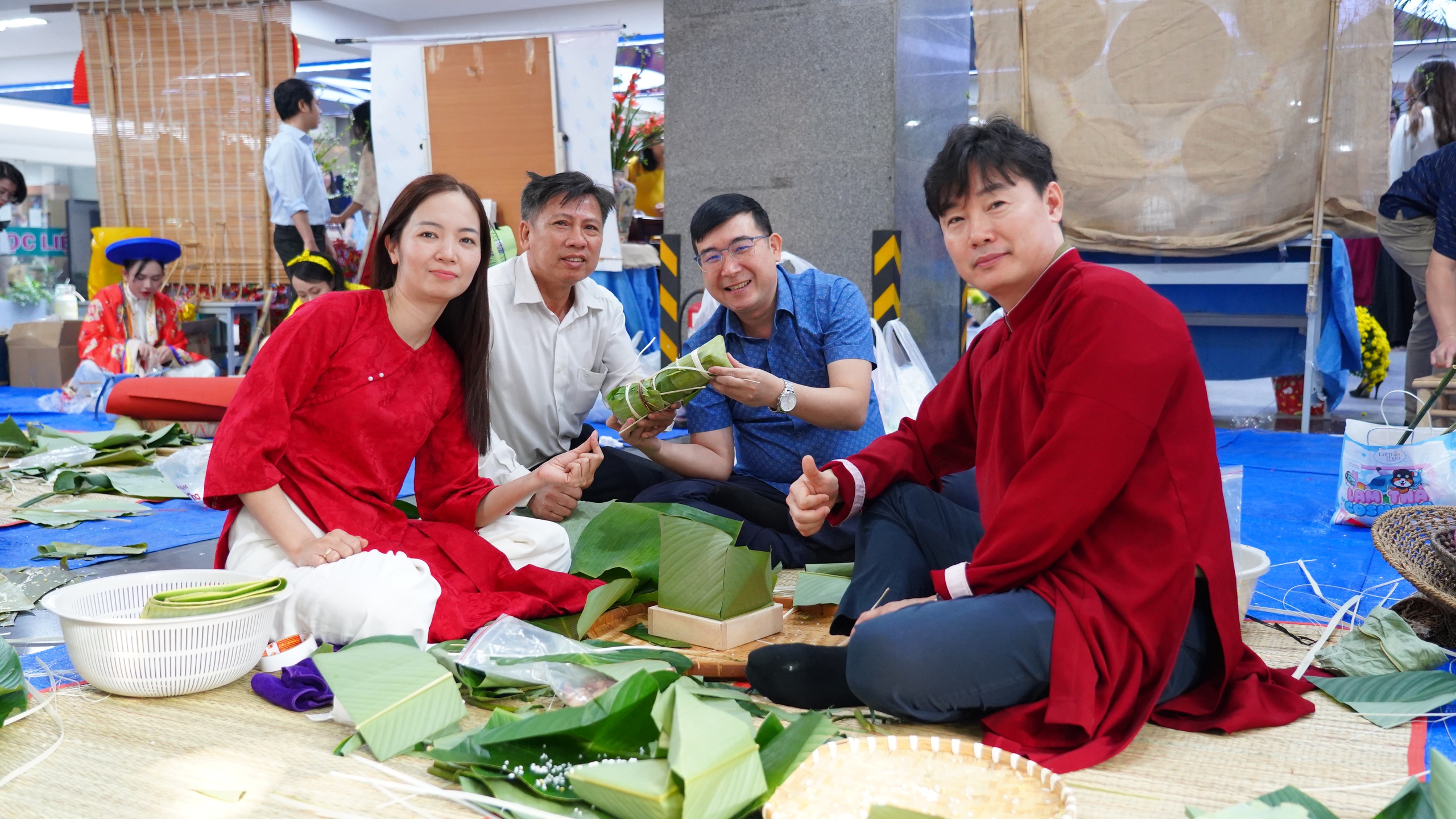 Trường ĐH "chơi lớn", tăng thưởng Tết và thu nhập tăng thêm cho gần 500 người - Ảnh 2.