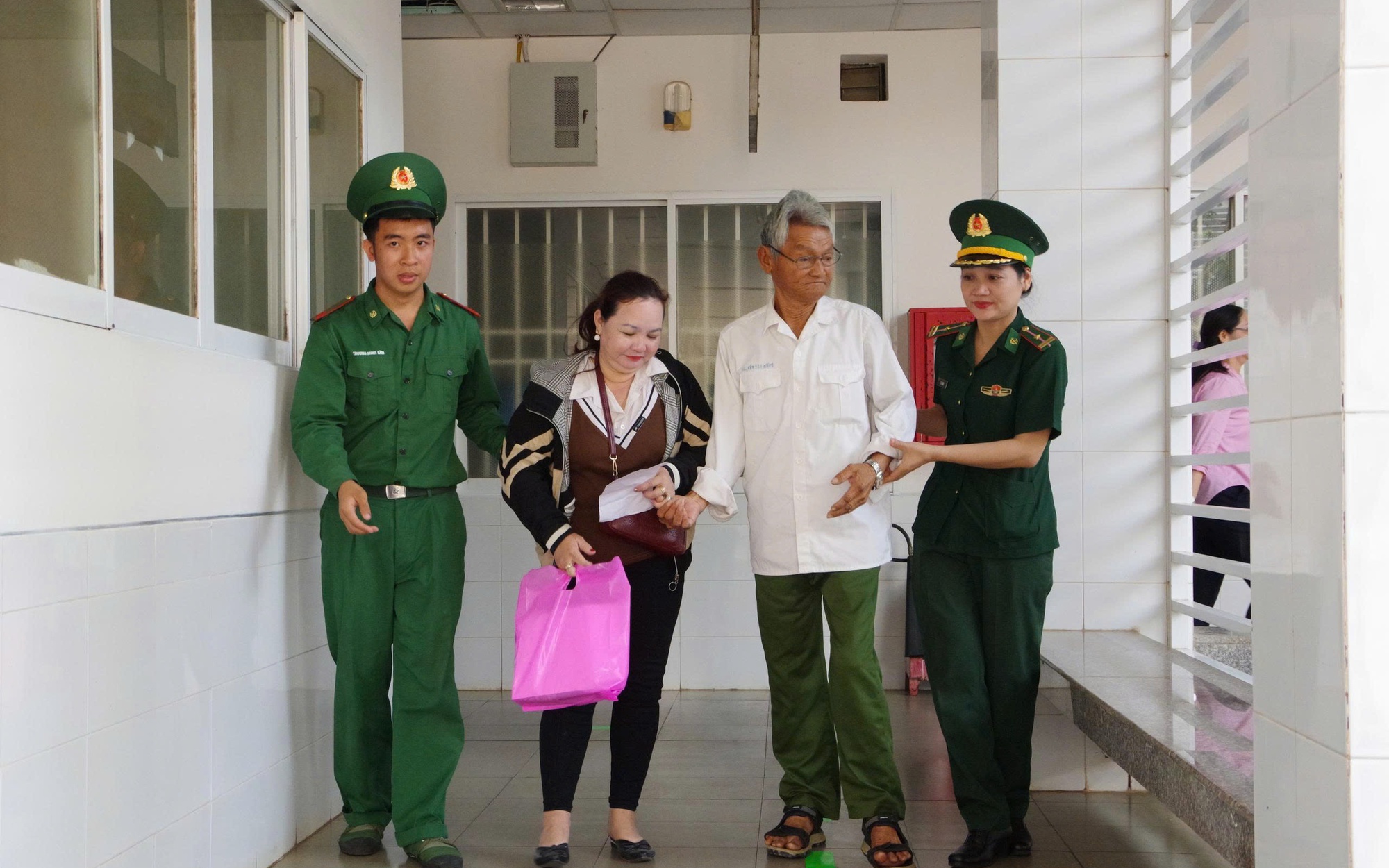 Mang mùa xuân nghĩa tình đến người dân vùng biển Phước Hải, TPHCM
