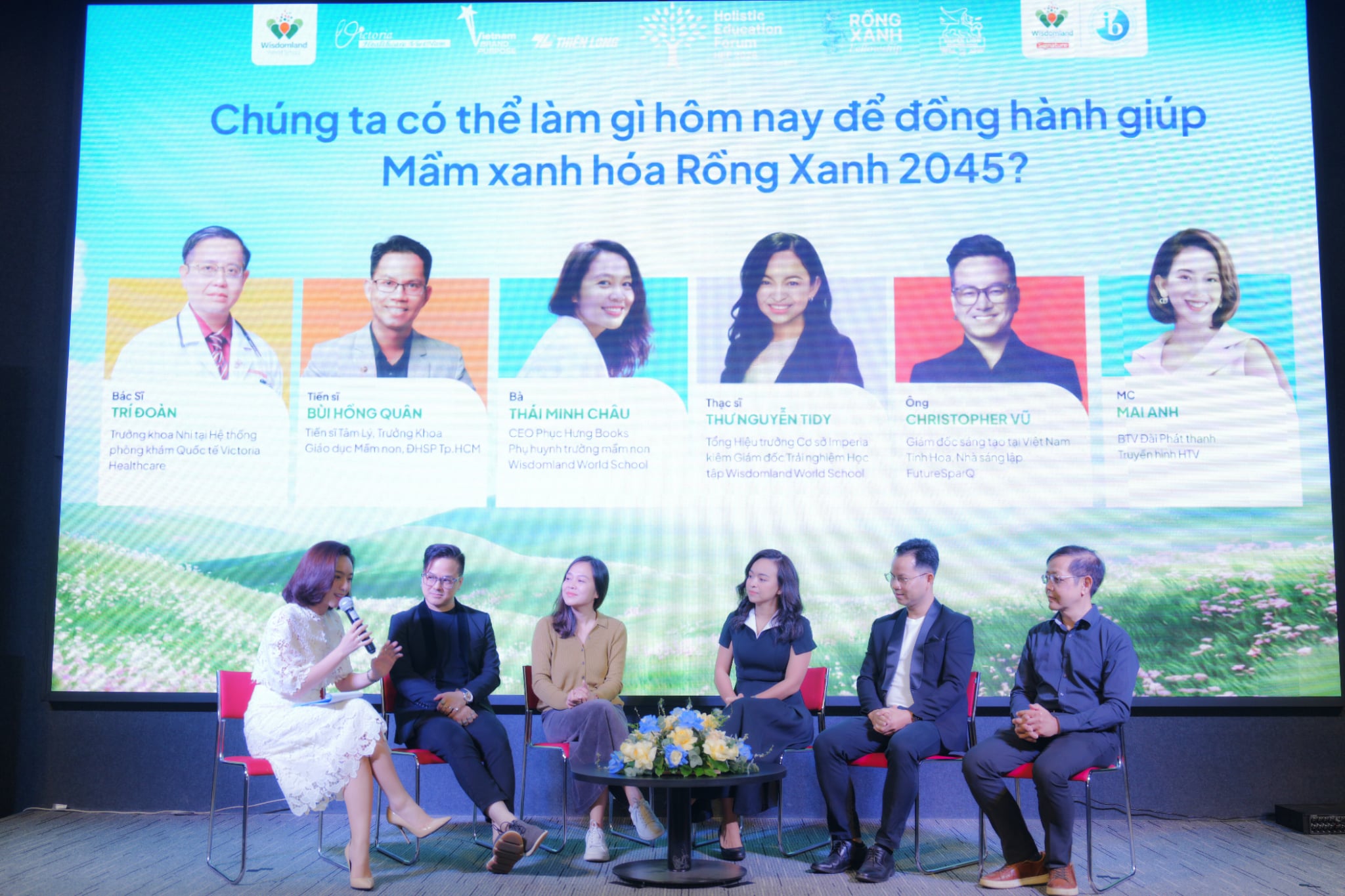 Kh&ocirc;ng dạy v&acirc;ng lời m&agrave; dạy c&aacute;ch suy nghĩ v&agrave; chịu tr&aacute;ch nhiệm - Ảnh 2.