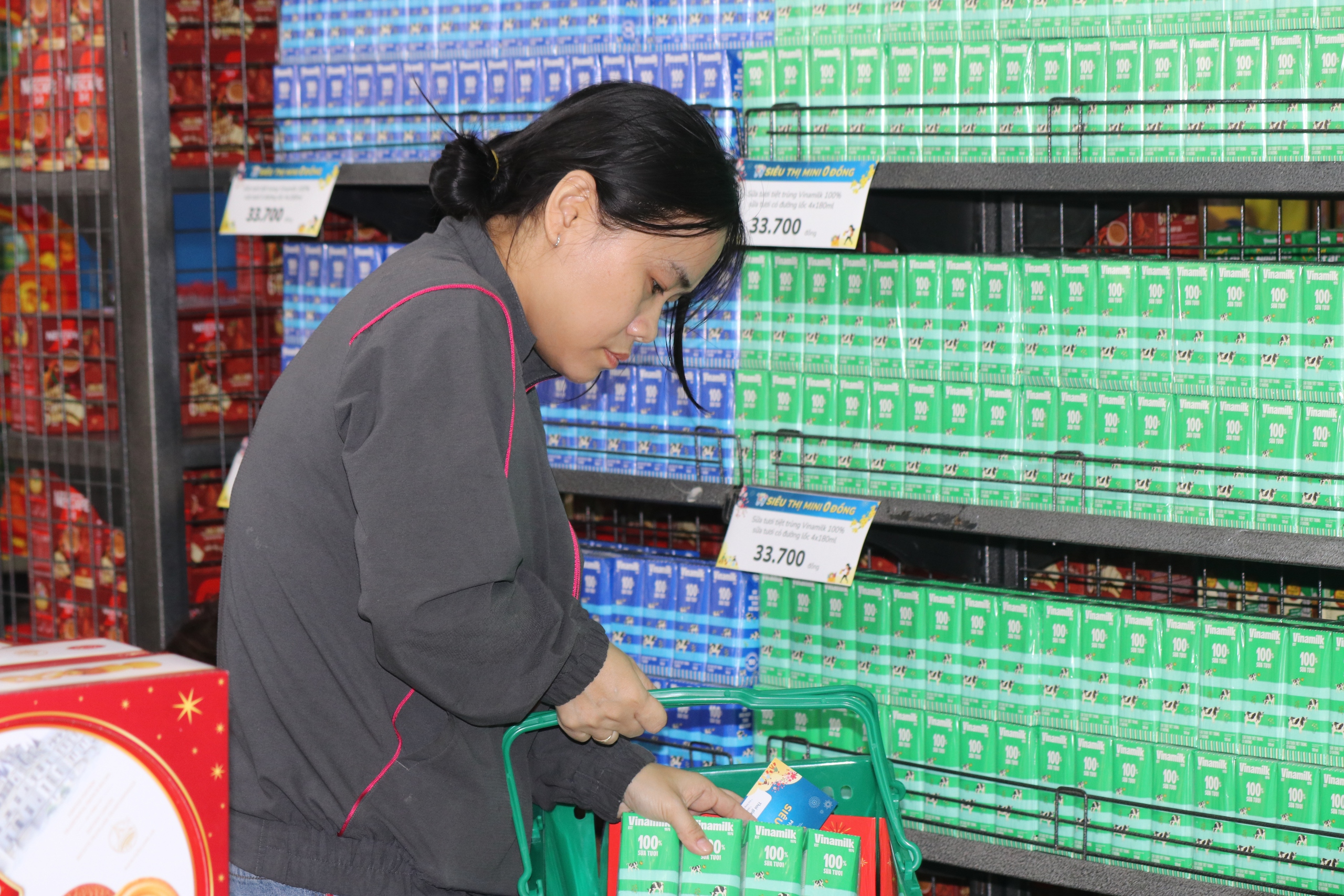 Si&ecirc;u thị mini 0 đồng mang qu&agrave; Tết đến người d&acirc;n tại TPHCM năm 2026 - Ảnh 11.