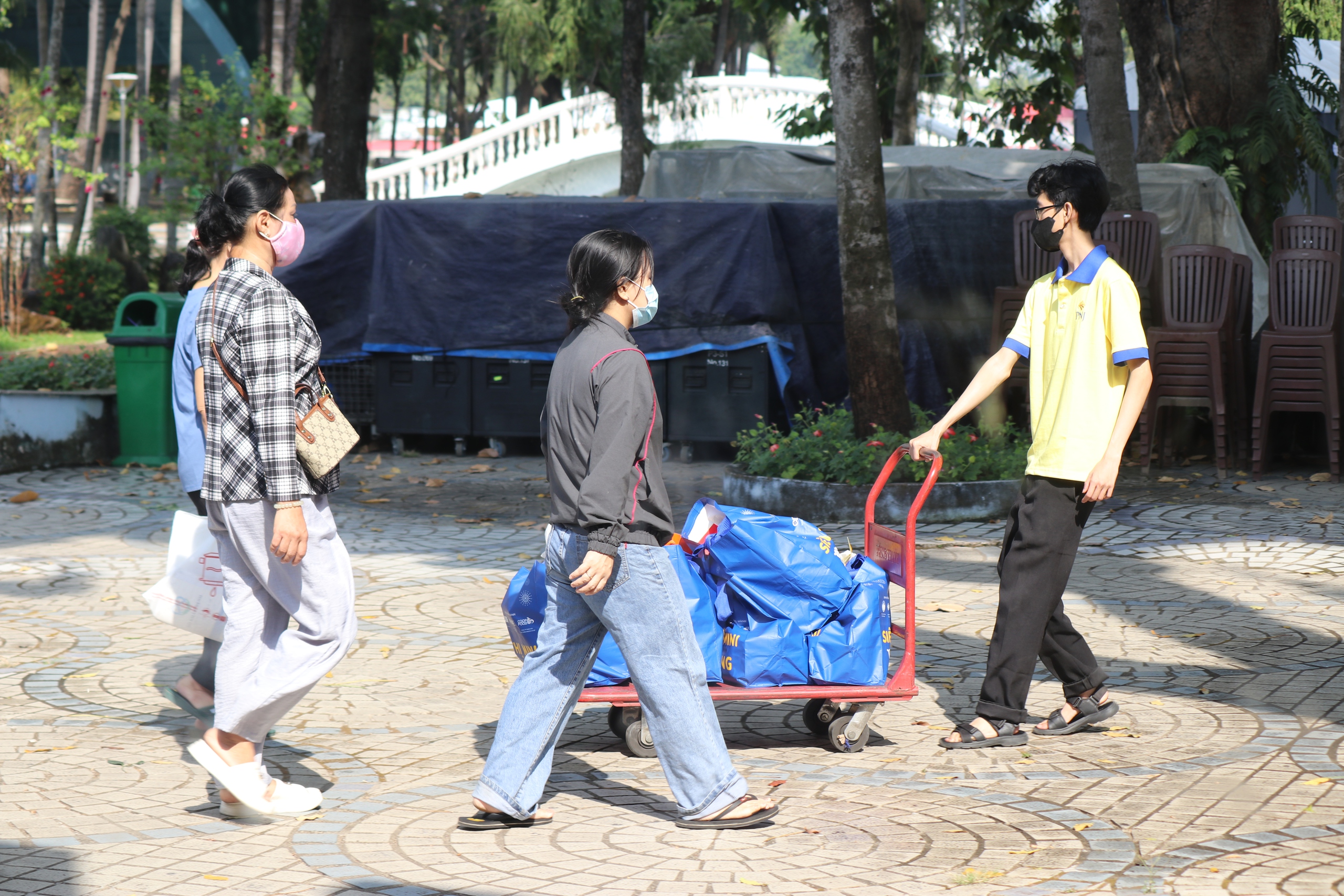 Si&ecirc;u thị mini 0 đồng mang qu&agrave; Tết đến người d&acirc;n tại TPHCM năm 2026 - Ảnh 20.