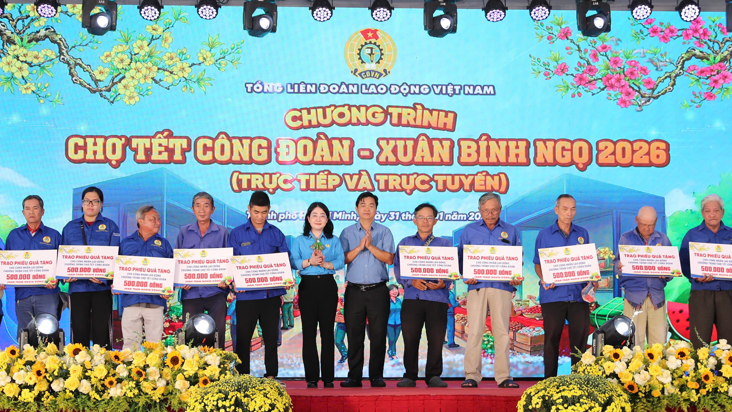 12 triệu lượt đo&agrave;n vi&ecirc;n, người lao động được C&ocirc;ng đo&agrave;n chăm lo Tết - Ảnh 13.