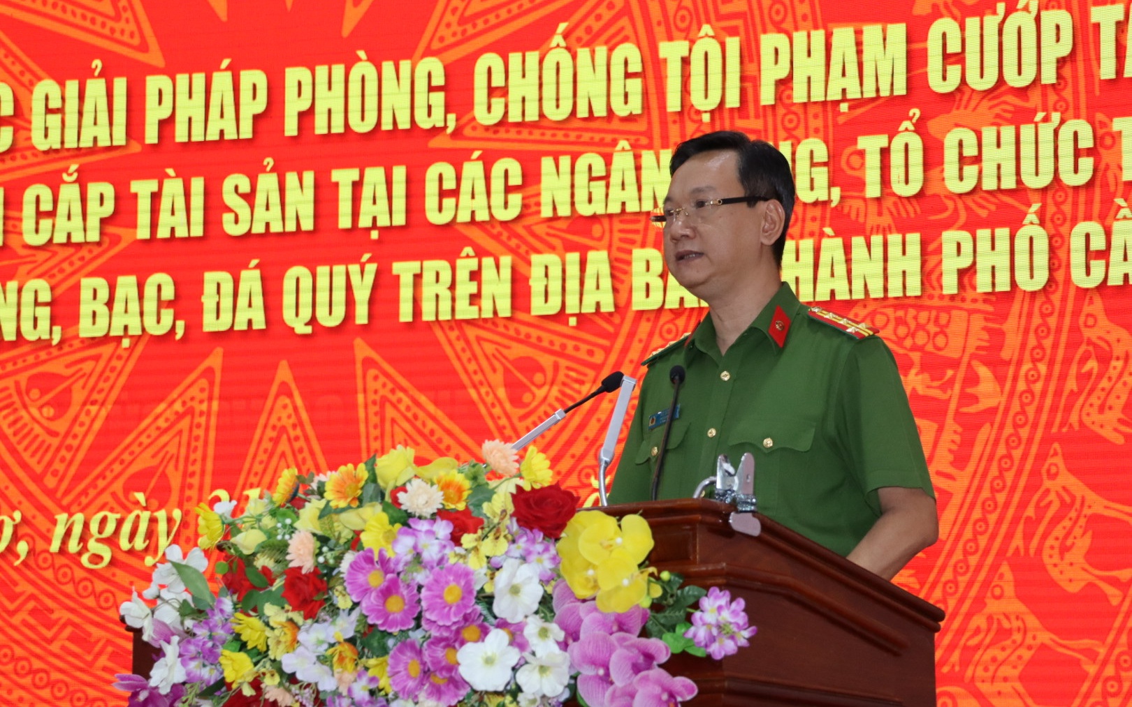 Lần đầu ti&ecirc;n tỉ lệ tội phạm TPHCM giảm trong cao điểm Tết - Ảnh 2.