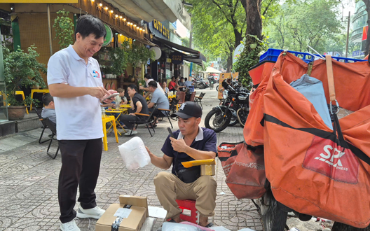 Hoàn thiện khung pháp lý bảo vệ lao động tự do