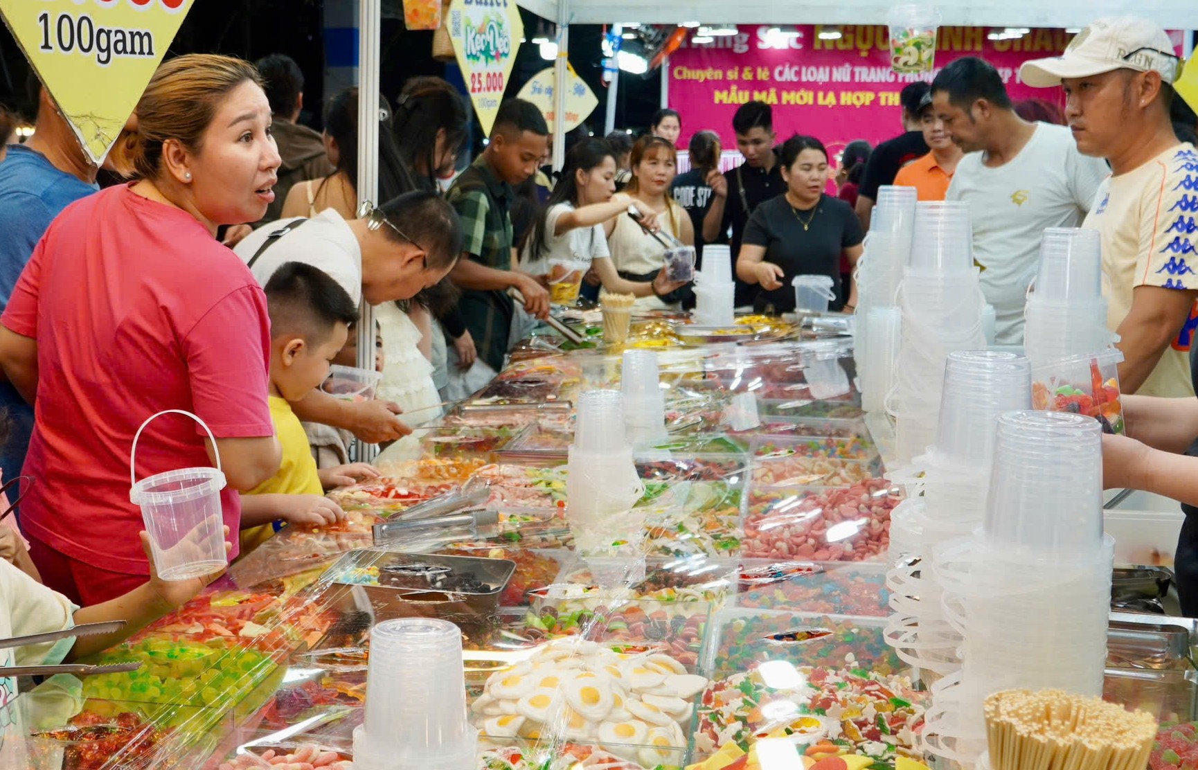 Để Vũng T&agrave;u đẹp hơn trong mắt du kh&aacute;ch - Ảnh 1.