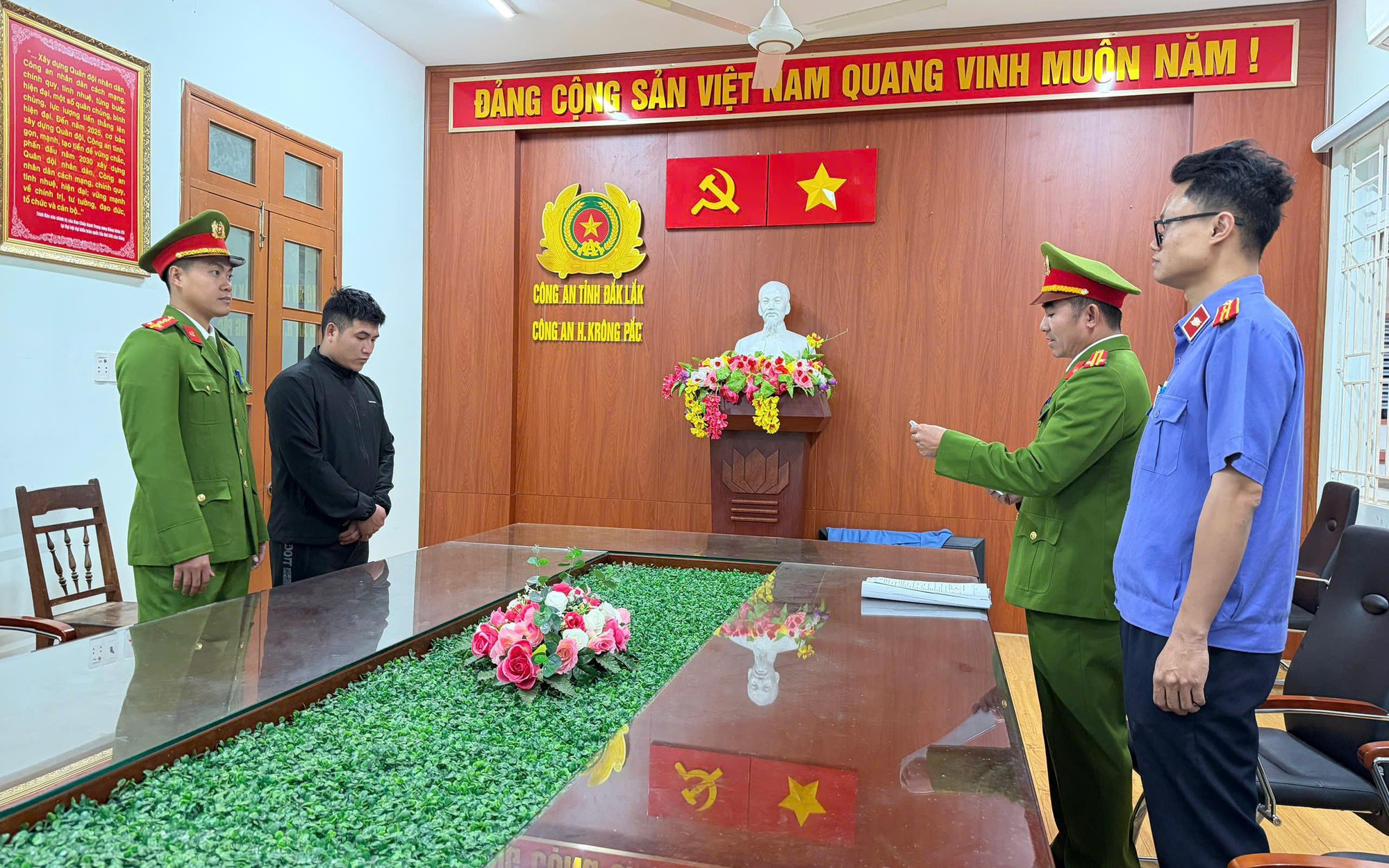 Tài xế Grab bị hành khách tấn công: Vụ việc gây sốc Ngày 19 - 2 - Ảnh 2.