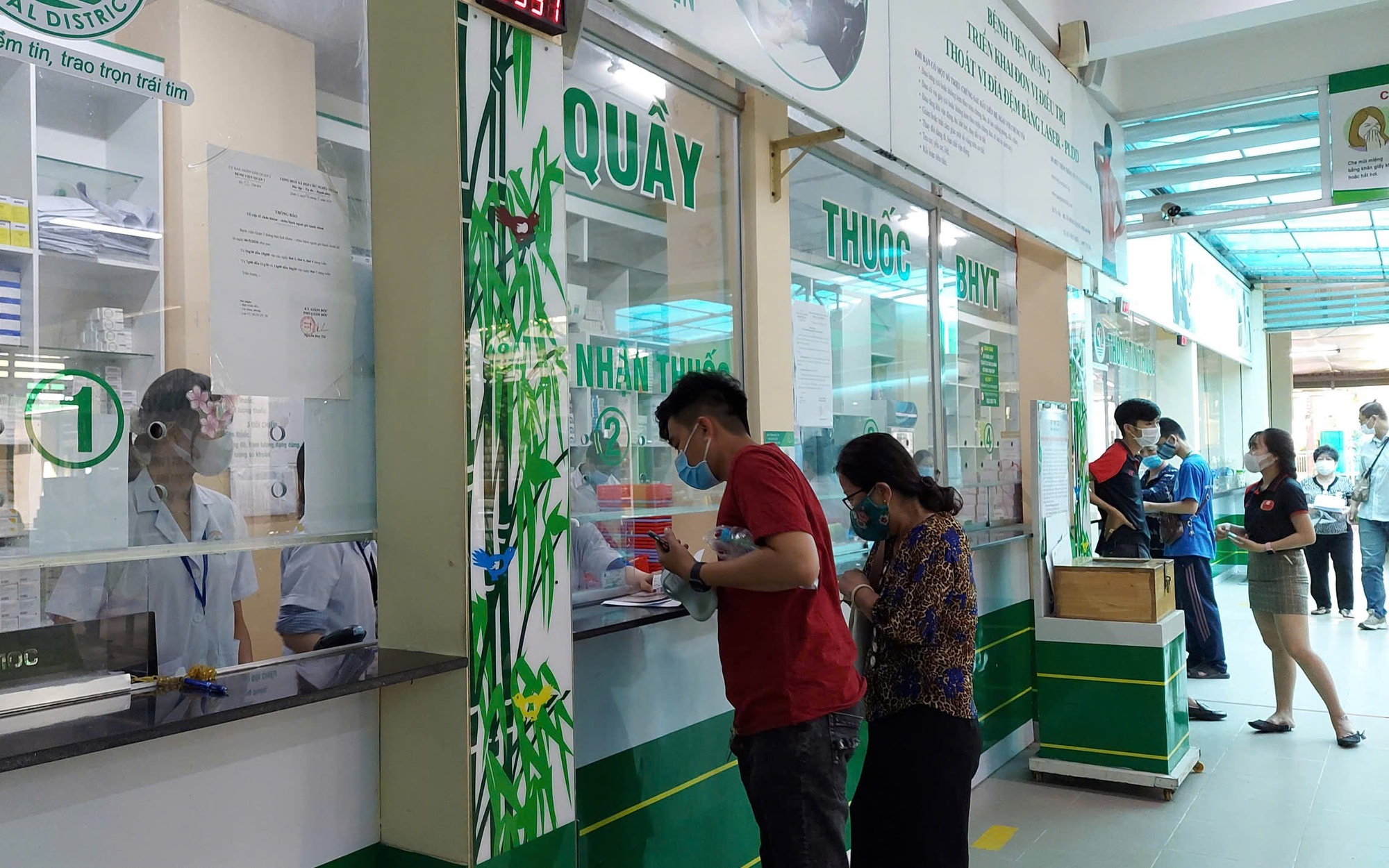 TPHCM tăng cường kiểm soát chi khám chữa bệnh BHYT, siết chặt quản lý quỹ năm 2026 - Ảnh 2.