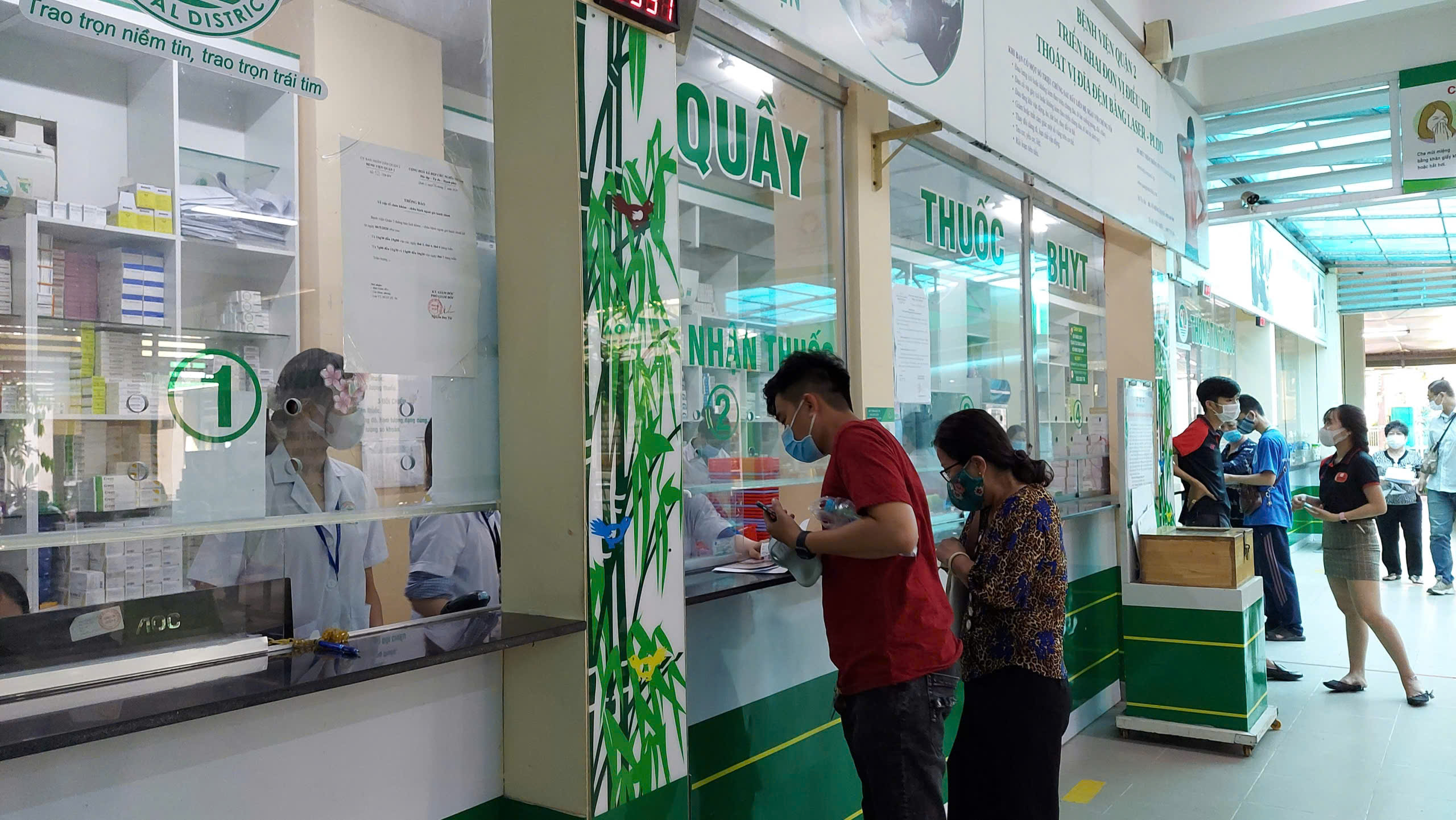 TPHCM tổ chức lại Trạm Y tế từ 2026, người bệnh kh&aacute;m BHYT ra sao? - Ảnh 1.