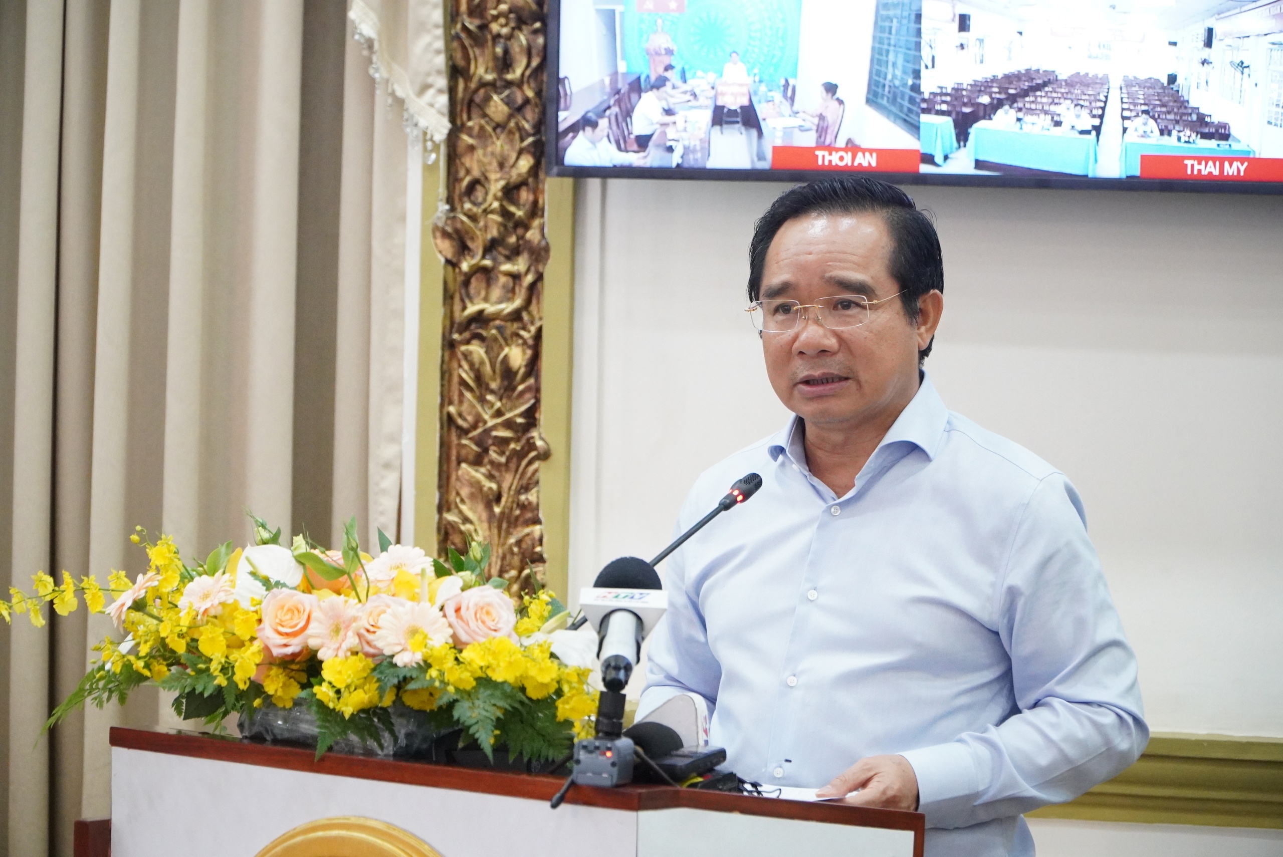 Chủ tịch UBND TPHCM y&ecirc;u cầu x&acirc;y dựng văn h&oacute;a "n&oacute;i &iacute;t, l&agrave;m nhiều" - Ảnh 2.