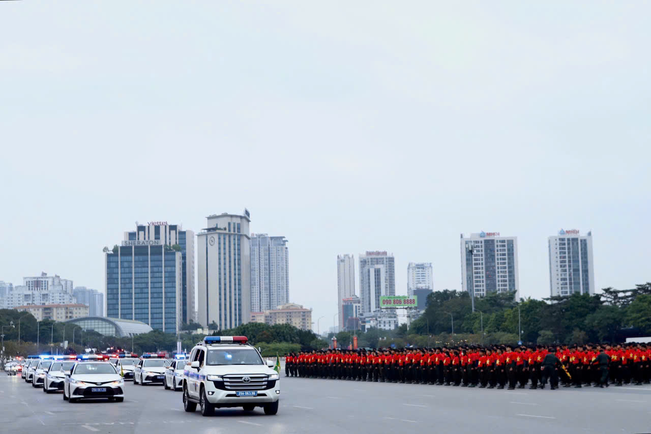 C&ocirc;ng an H&agrave; Nội diễn tập phương &aacute;n bảo vệ Đại hội XIV của Đảng - Ảnh 10.