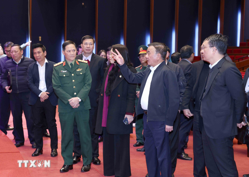 Thường trực Ban Bí thư Trần Cẩm Tú kiểm tra công tác chuẩn bị Đại hội XIV của Đảng - Ảnh 3.