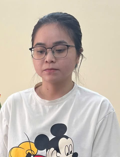 Bắt tạm giam một cựu nh&acirc;n vi&ecirc;n ng&acirc;n h&agrave;ng - Ảnh 1.