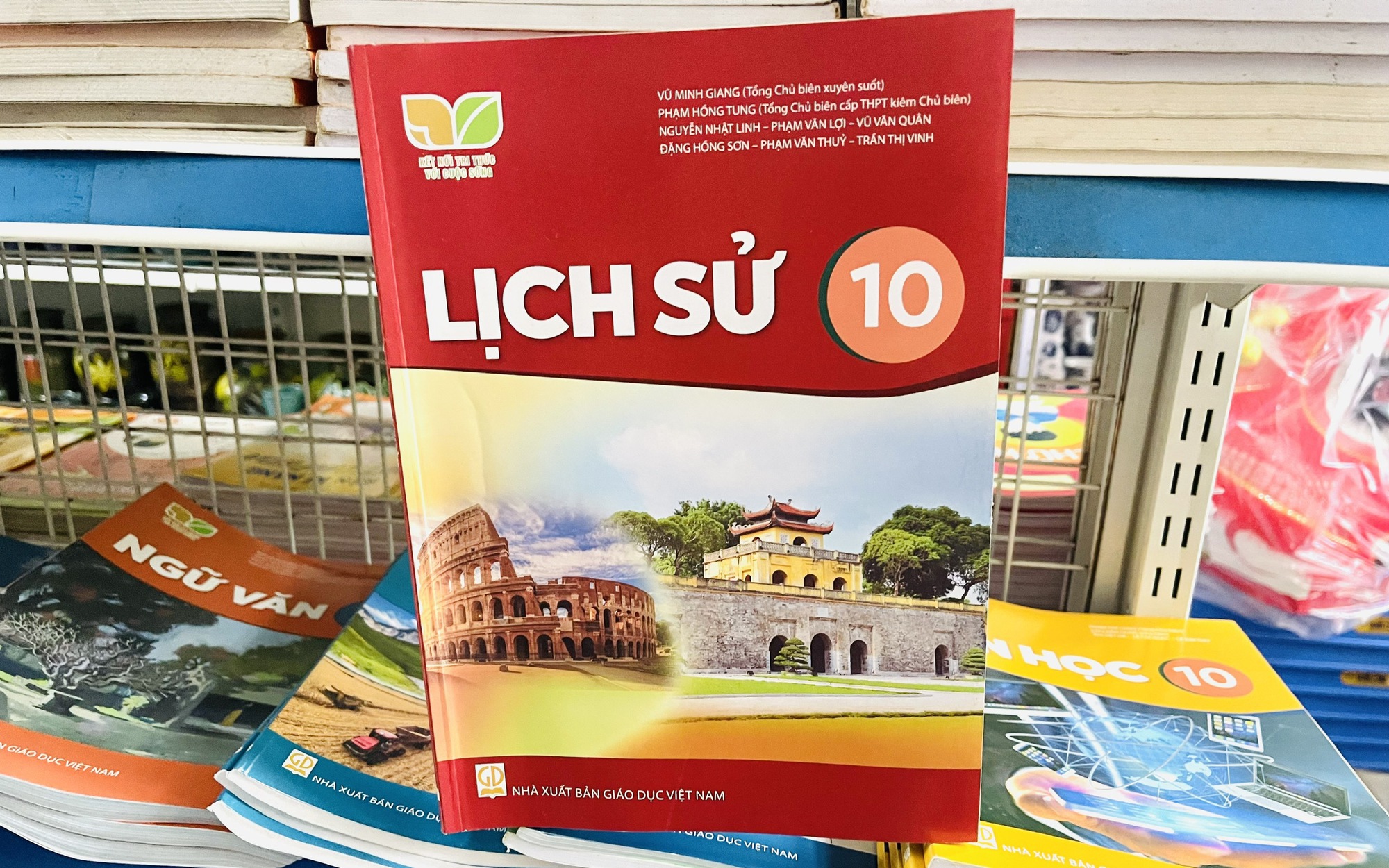 Bộ GD-ĐT cung cấp miễn phí sách giáo khoa vào 2030