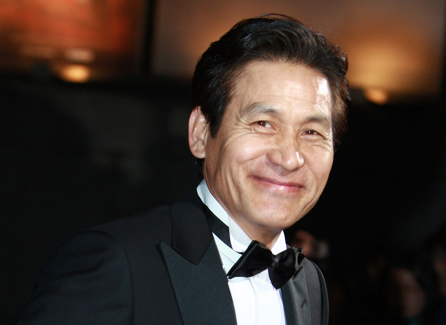 T&agrave;i tử Lee Jung-Jae, Jung Woo-sung t&uacute;c trực đ&aacute;m tang của Ahn Sung-ki - Ảnh 3.