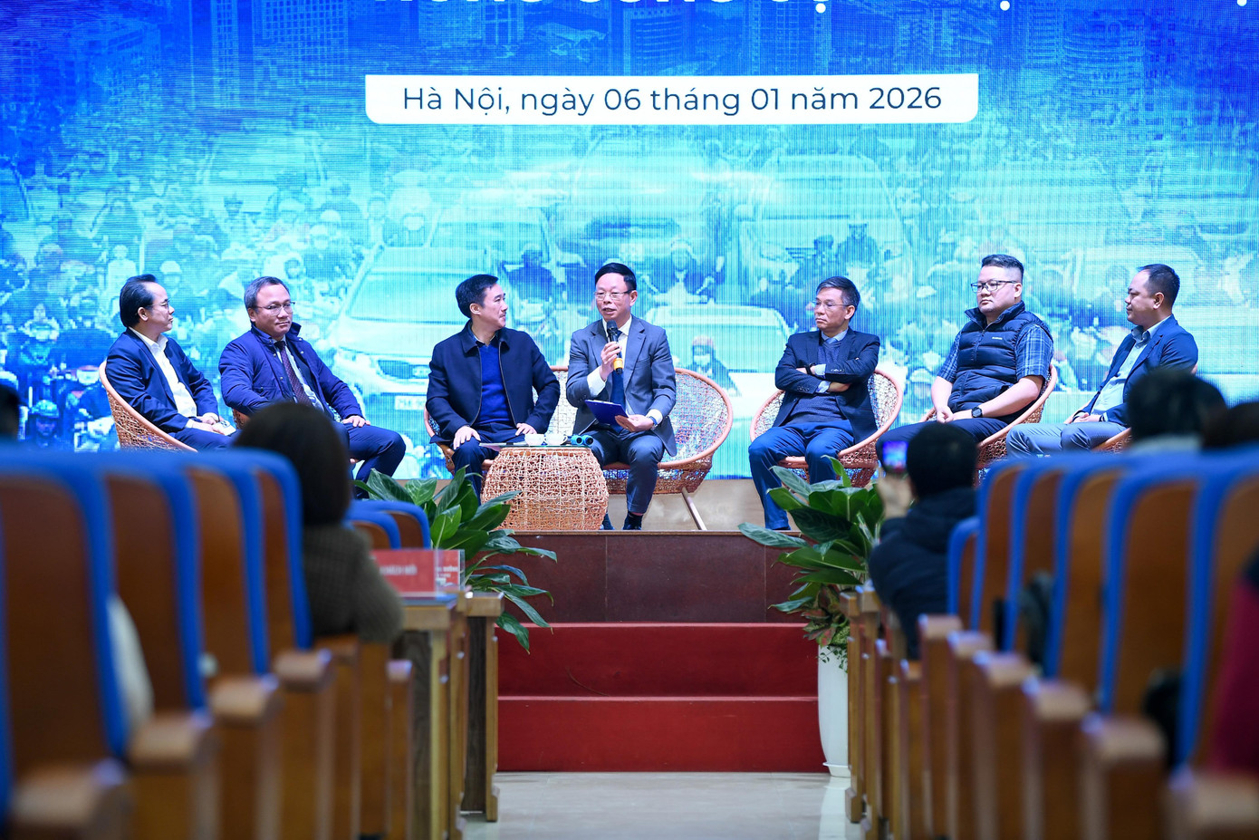 H&agrave; Nội &aacute;p dụng camera AI gi&aacute;m s&aacute;t v&ugrave;ng ph&aacute;t thải thấp để kiểm so&aacute;t &ocirc; nhiễm - Ảnh 2.