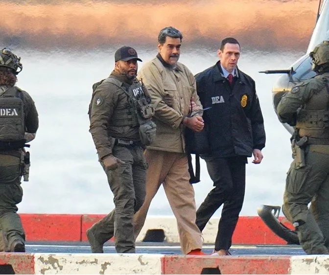Vợ chồng Tổng thống Venezuela Nicolás Maduro nói gì trong phiên tòa tại Mỹ? - Ảnh 3.