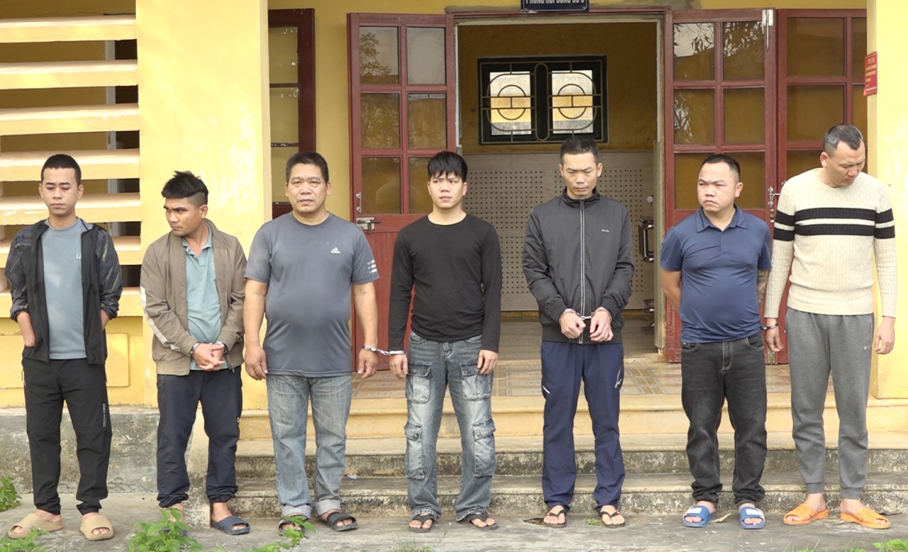 Triệt ph&aacute; đường d&acirc;y c&aacute; độ b&oacute;ng đ&aacute; 350 tỉ đồng do L&ecirc; San U cầm đầu - Ảnh 1.