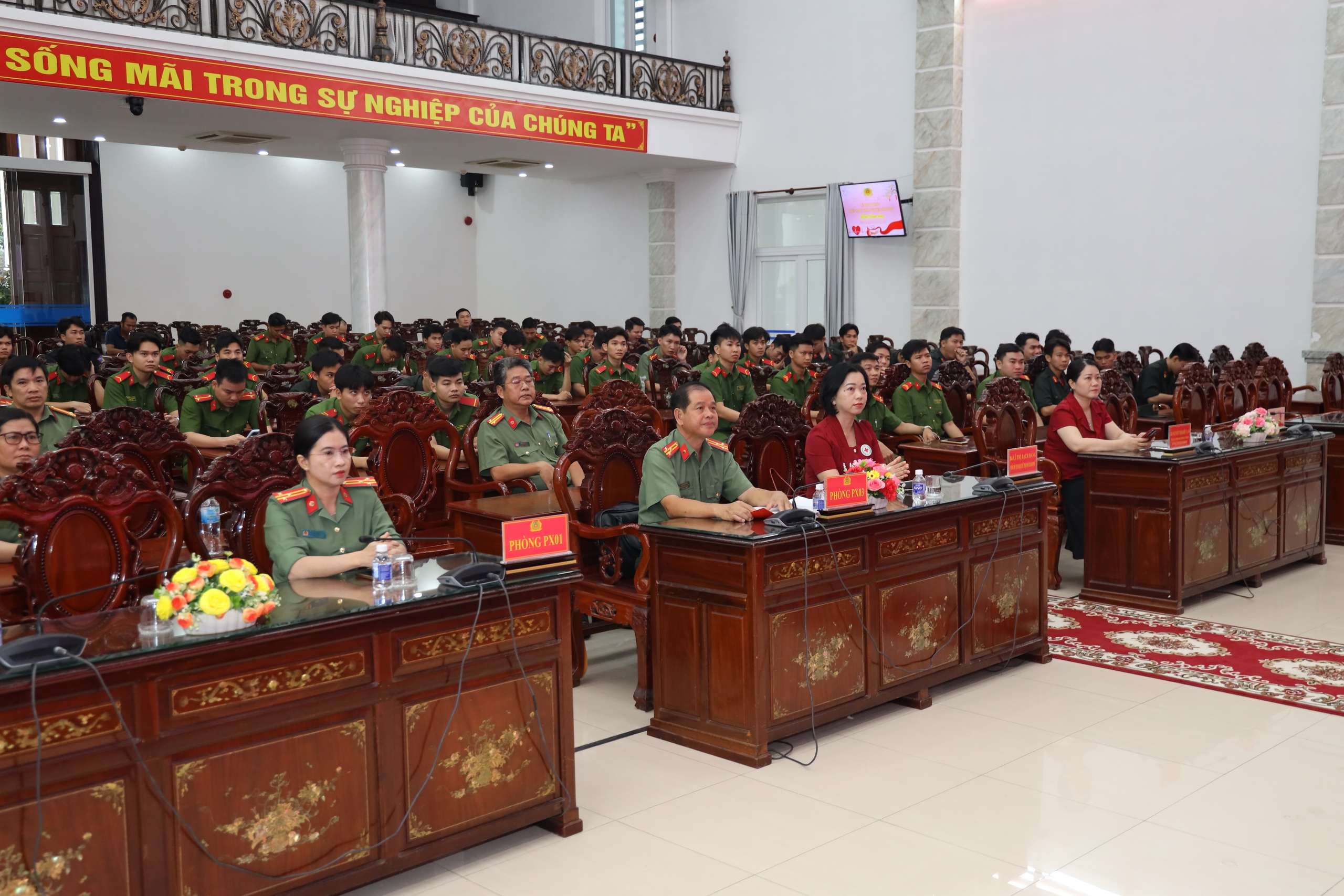 C&aacute;n bộ C&ocirc;ng an TP Cần Thơ x&uacute;c động với 113 lần hiến m&aacute;u t&igrave;nh nguyện V&igrave; nh&acirc;n d&acirc;n - Ảnh 2.