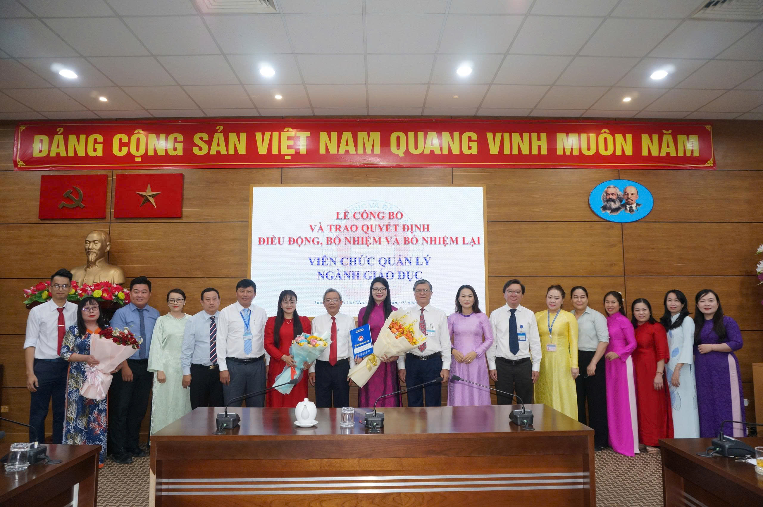 Sở GD-ĐT TPHCM điều động, bổ nhiệm nhiều cán bộ quản lý giáo dục ở ba khu vực - Ảnh 1.