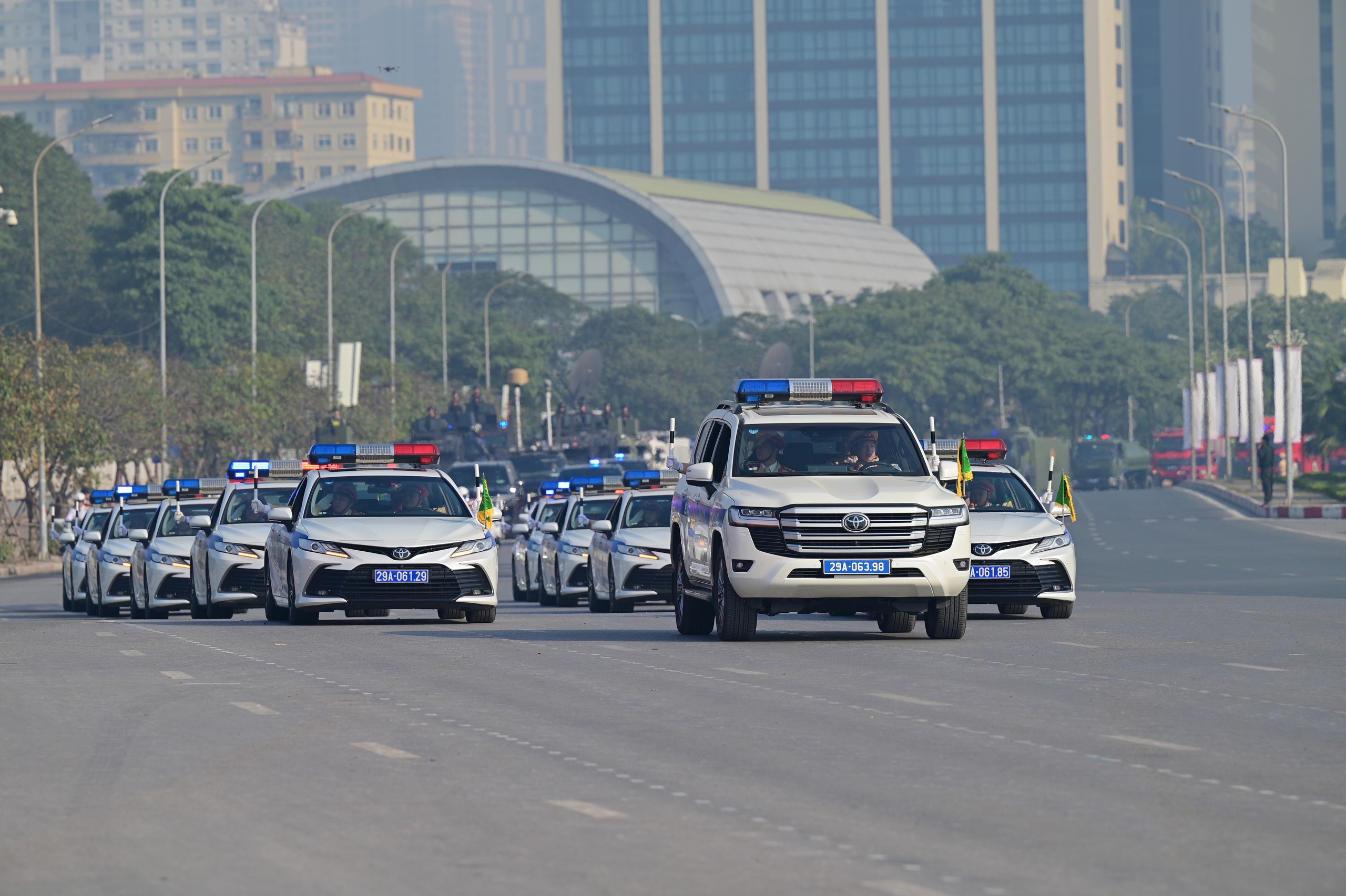 Lực lượng đặc nhiệm c&ugrave;ng kh&iacute; t&agrave;i hiện đại bảo vệ Đại hội Đảng to&agrave;n quốc lần thứ XIV - Ảnh 6.
