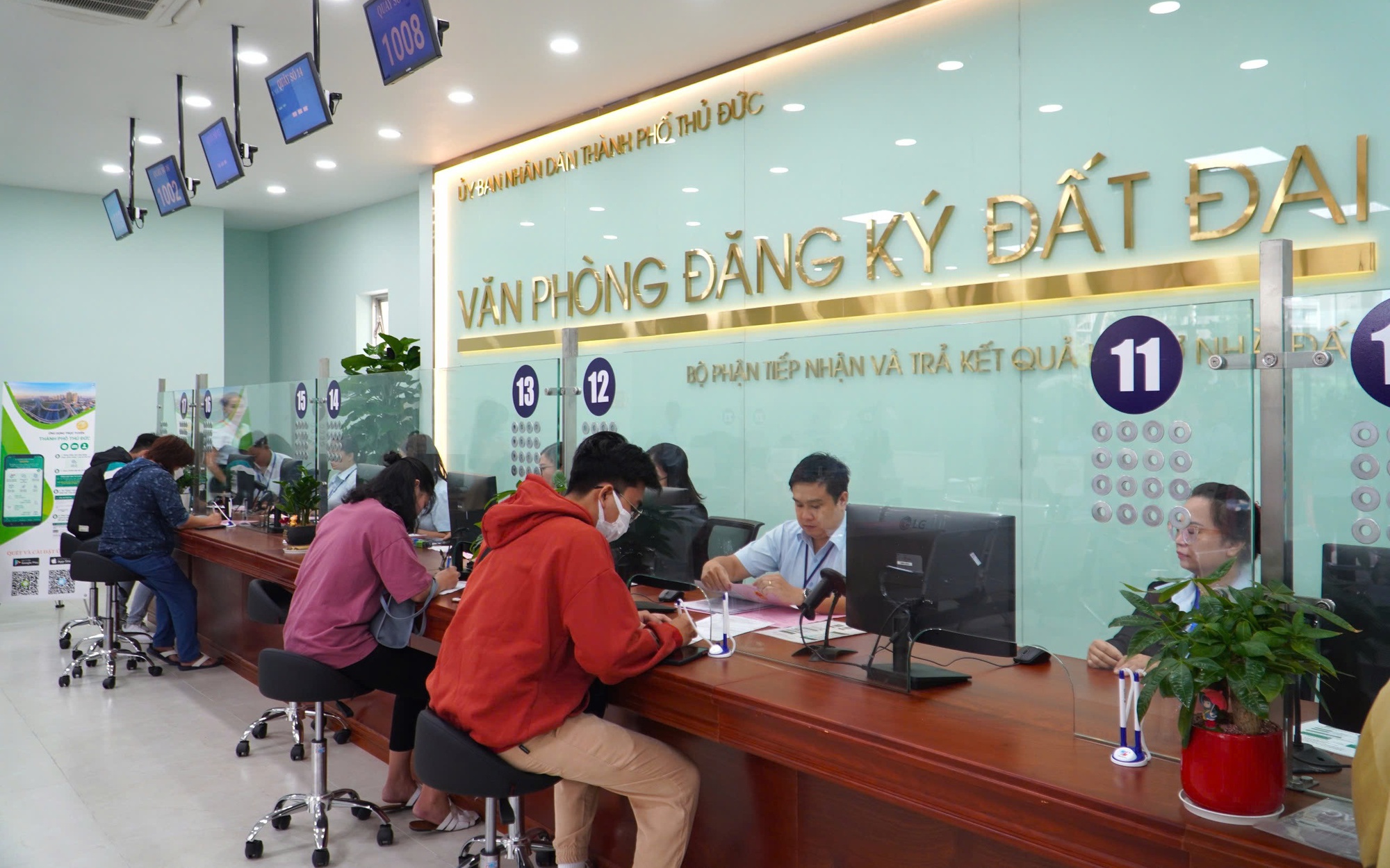 Văn phòng đăng ký đất đai không chuyển về cấp xã