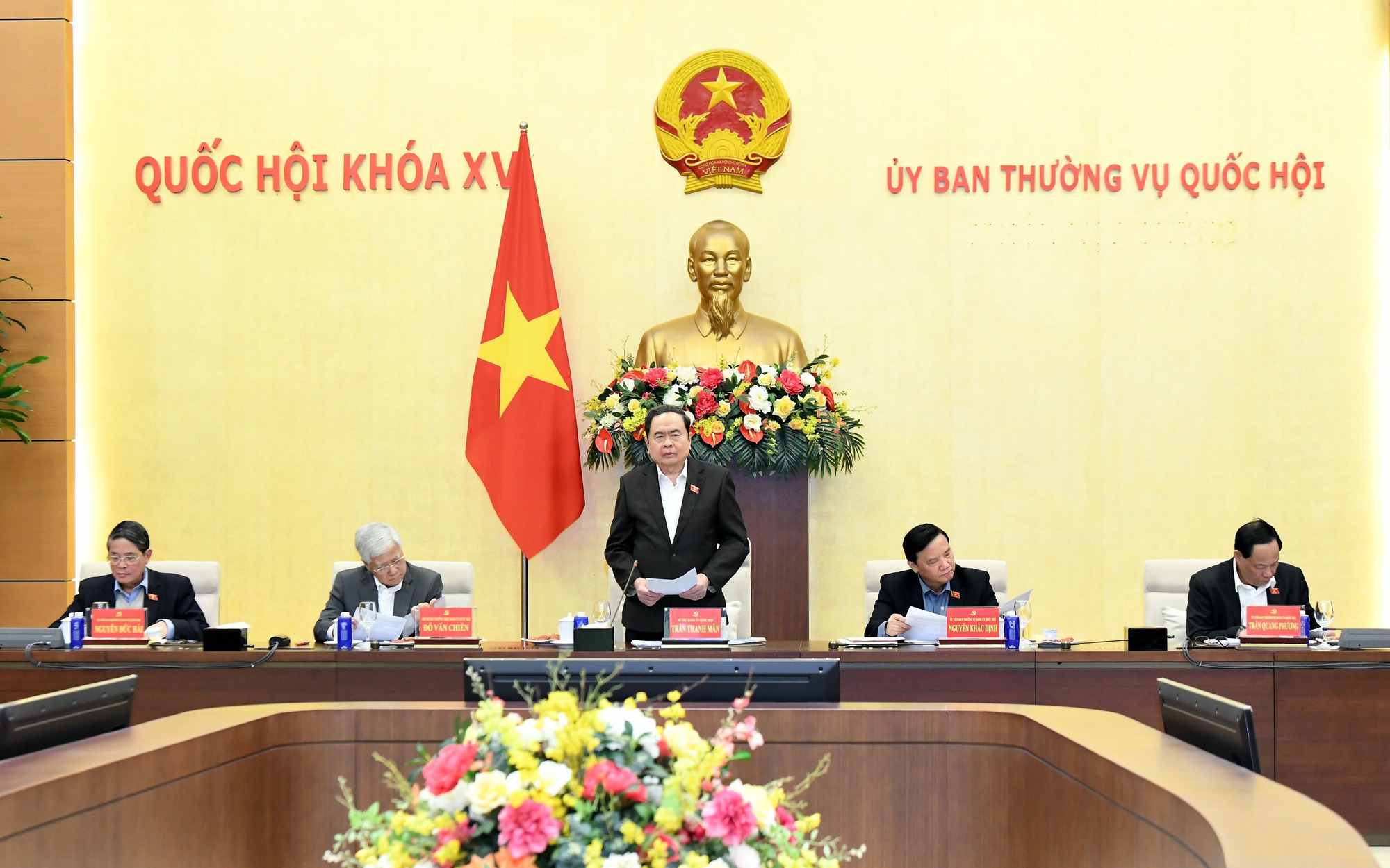 Giới thiệu 145 người ứng cử đại biểu Quốc hội chuyên trách khóa XVI ở Trung ương