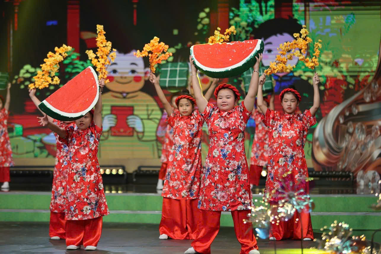 Hữu Phúc, Y Nhã và Si Si Academy bền bỉ với giải Mai Vàng - Ảnh 5.