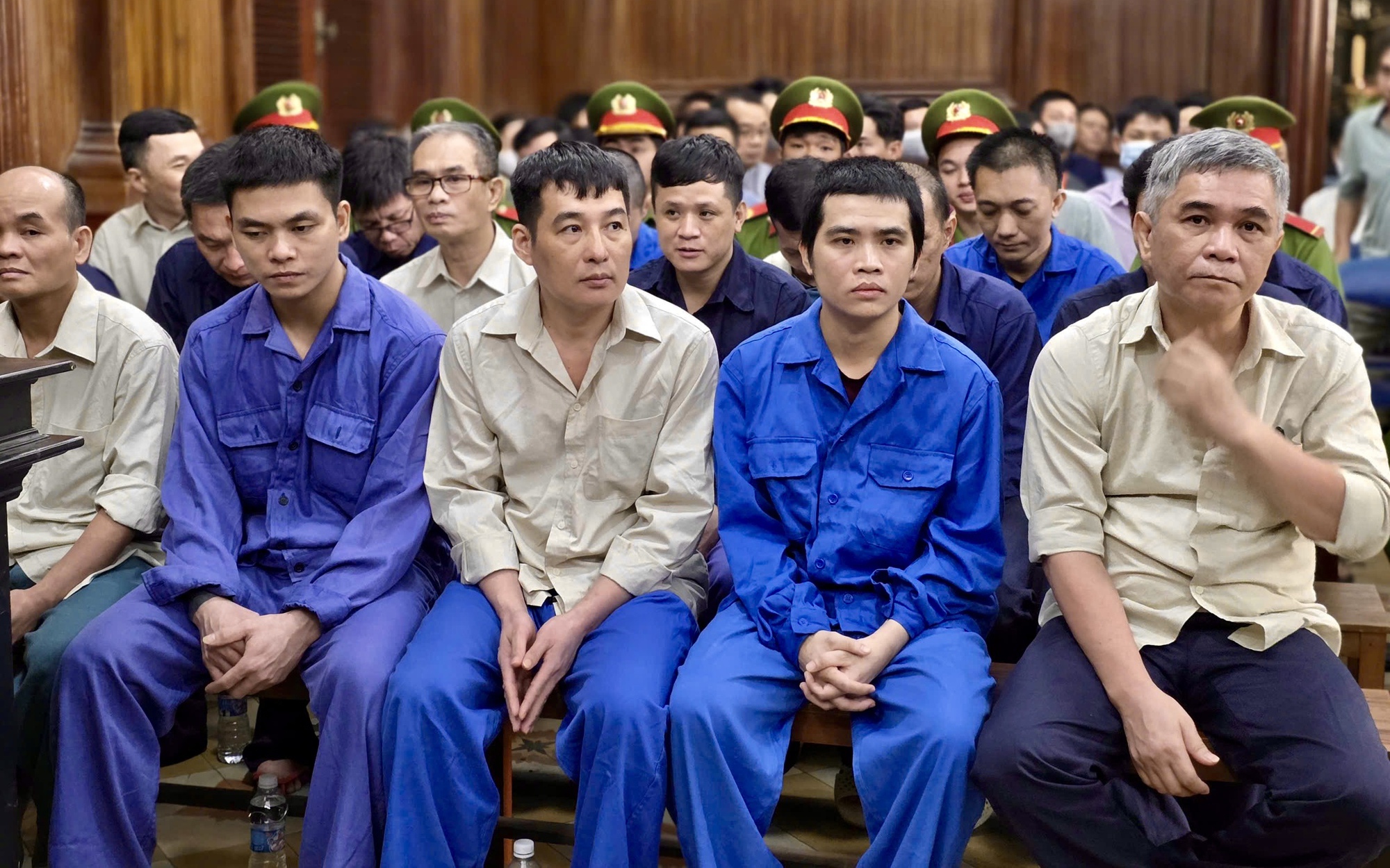 Hối lộ có “chủ trương” ở Trung tâm 50-04V