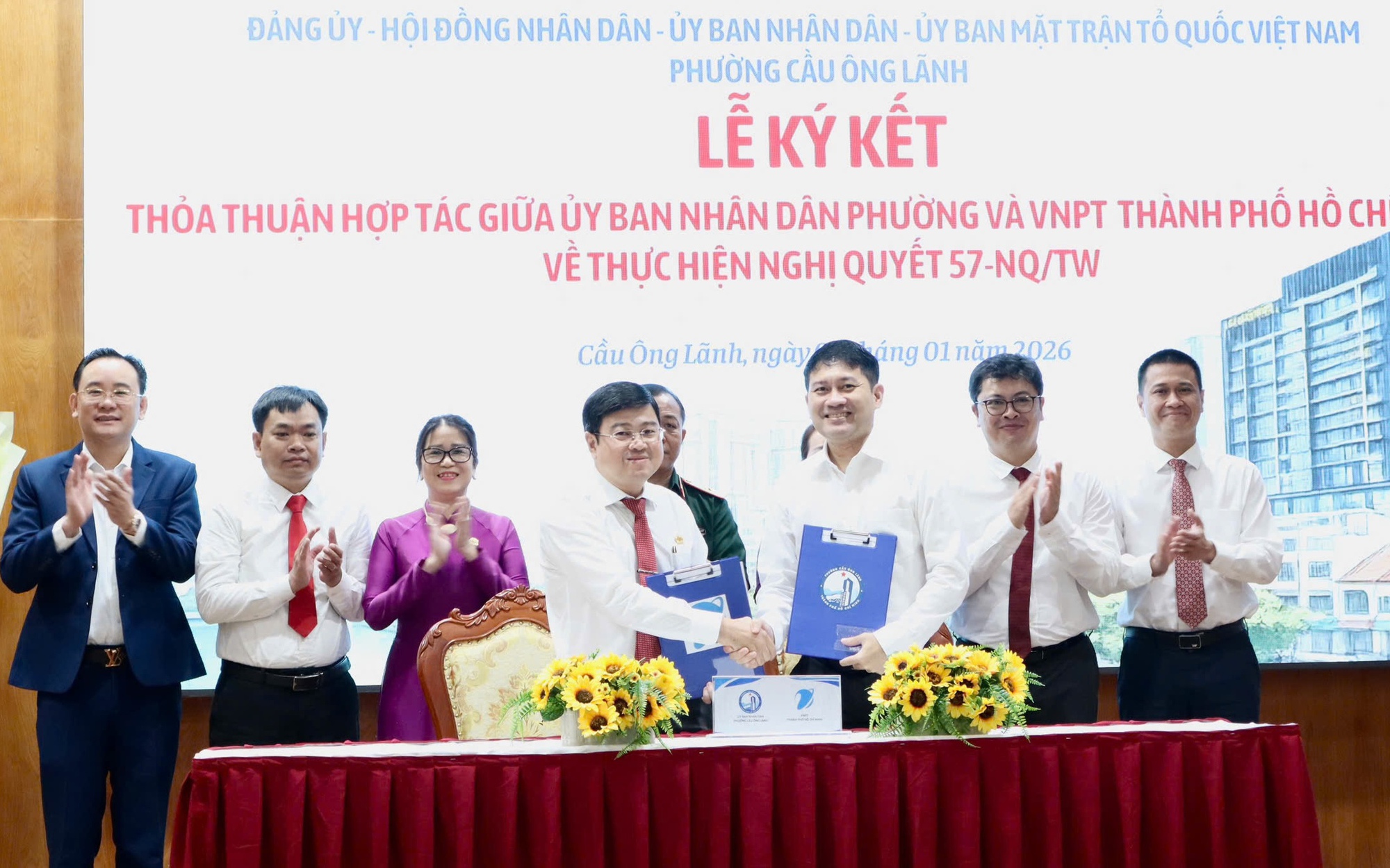 TP HCM: Phường Cầu Ông Lãnh thí điểm dùng "trợ lý ảo", AI phục vụ người dân