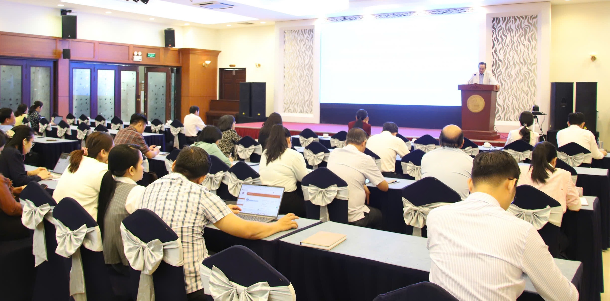 TS Trần Du Lịch: "Cái hay của Nghị quyết 260 là phân cấp, phân quyền rõ cho TPHCM" - Ảnh 2.