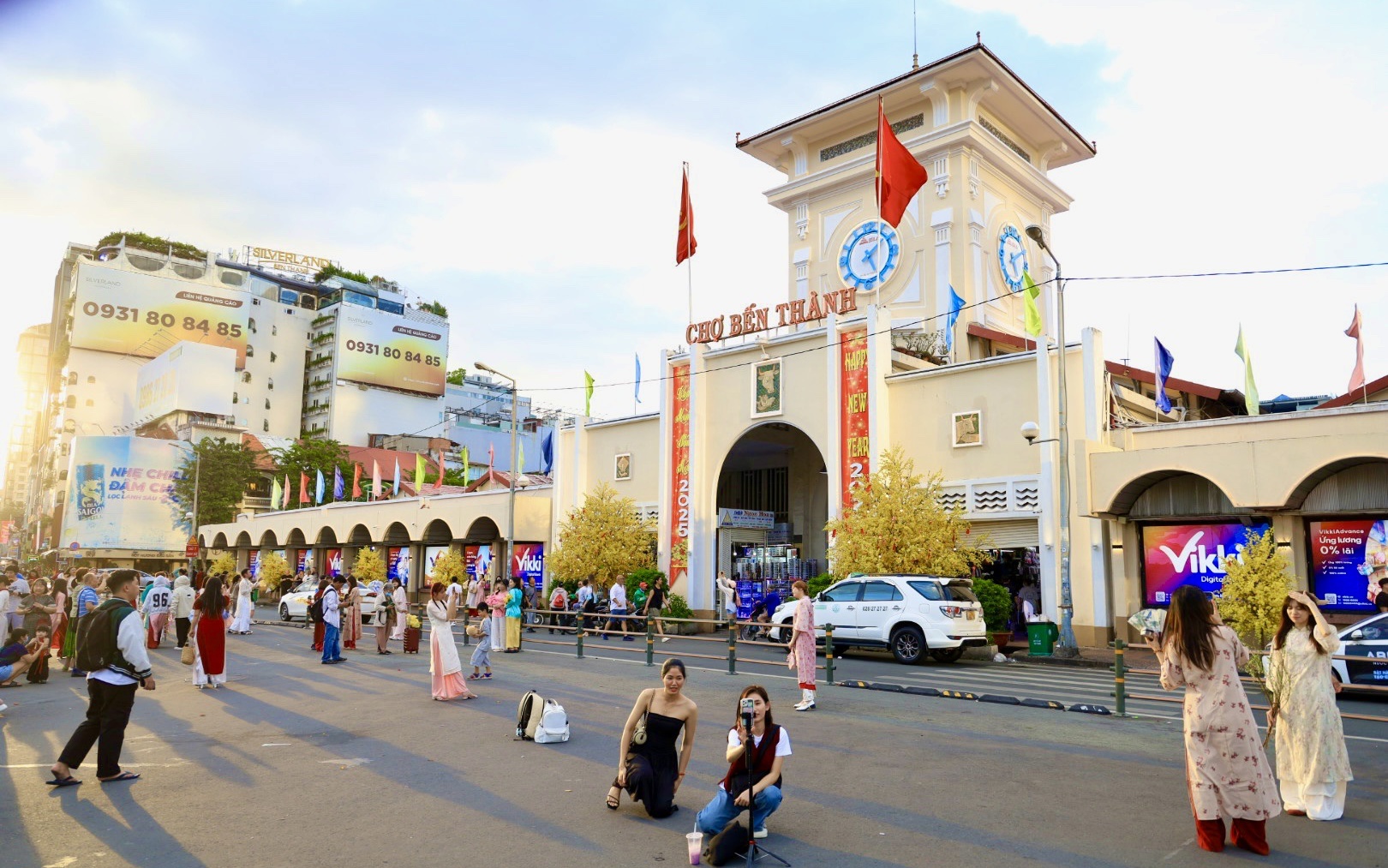 Bí thư Thành ủy TPHCM chỉ đạo hoàn thành chỉnh trang đô thị trước Tết nguyên đán 2026