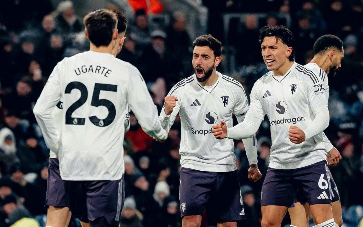 “Thay tướng” có phải lời giải cho Man United?