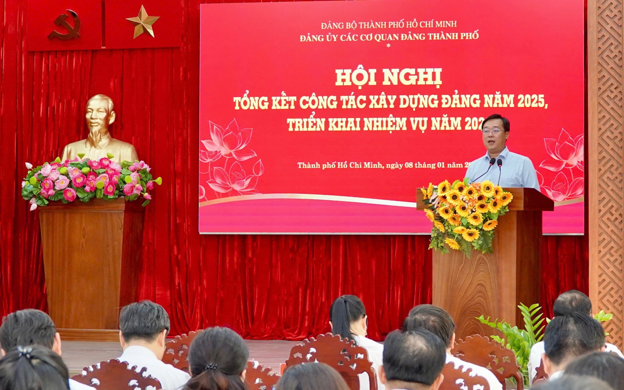 Bảo đảm vững vàng bản lĩnh chính trị